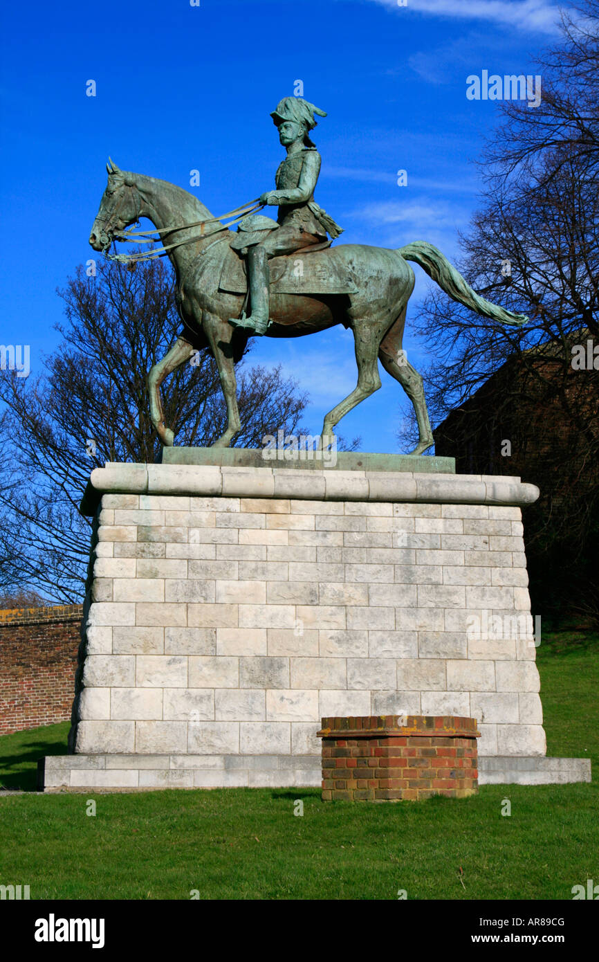 Lord Kitchener - Le Maréchal Horatio Herbert Kitchener statue Chatham Kent England uk go Banque D'Images