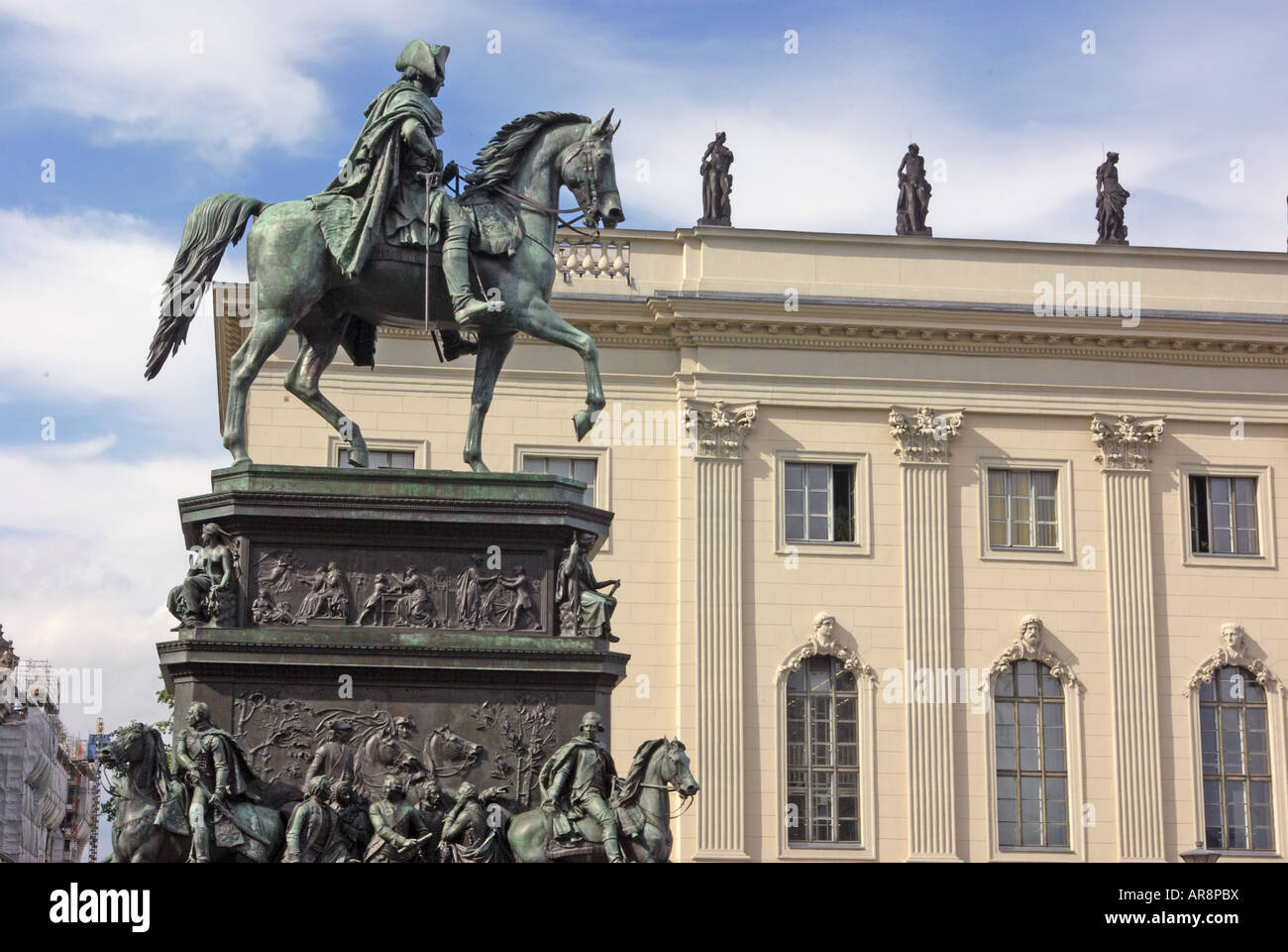 Berlin, statue équestre de Frédéric le Grand en face de l'Université Humboldt Banque D'Images