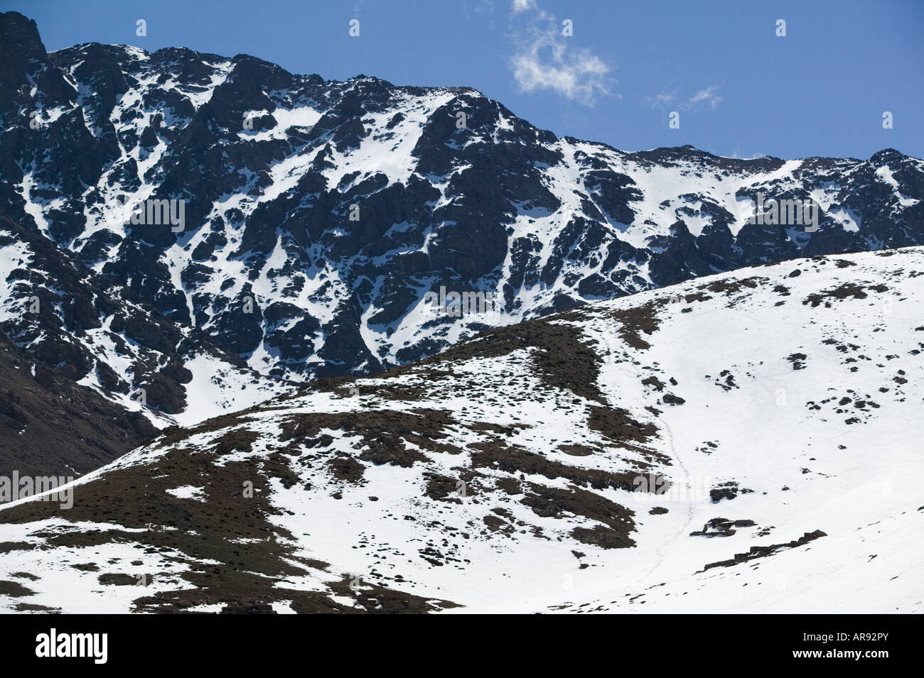 Le Maroc, au sud de Marrakech, OUKAIMEDEN : station de ski dans les montagnes du Haut Atlas (e. 2600m) Printemps Haut Atlas Banque D'Images