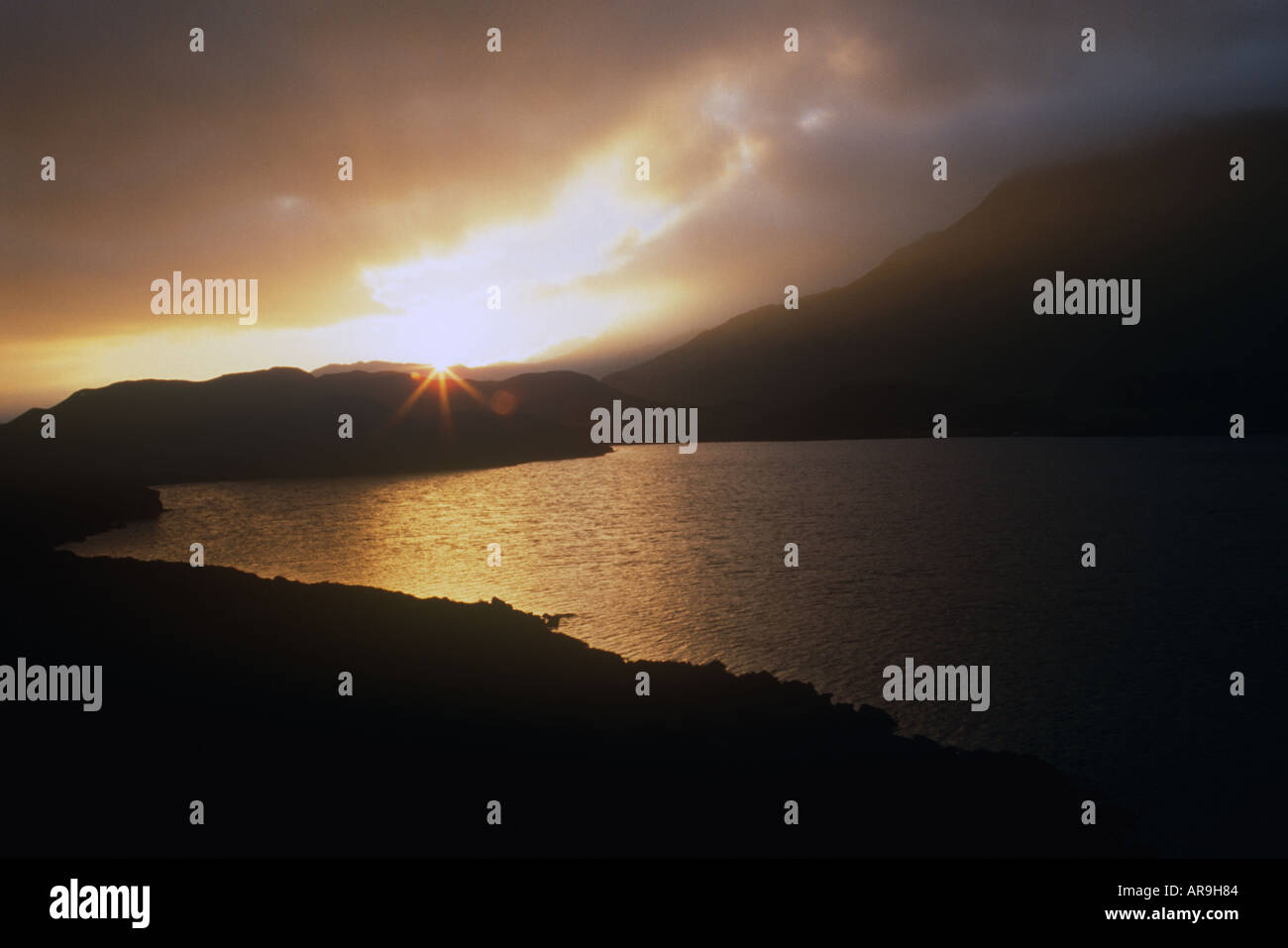 Lever de soleil sur l'Cregennan Llynnau North West Wales Snowdonia Banque D'Images