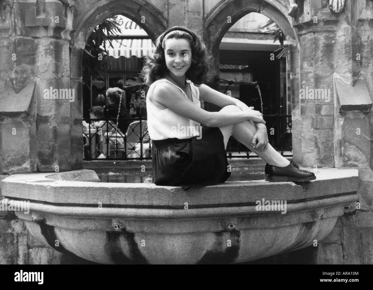 Santos, Lucelia, * 20.5.1957, l'actrice brésilienne, pleine longueur, assis, vers 1986, 1980, Banque D'Images