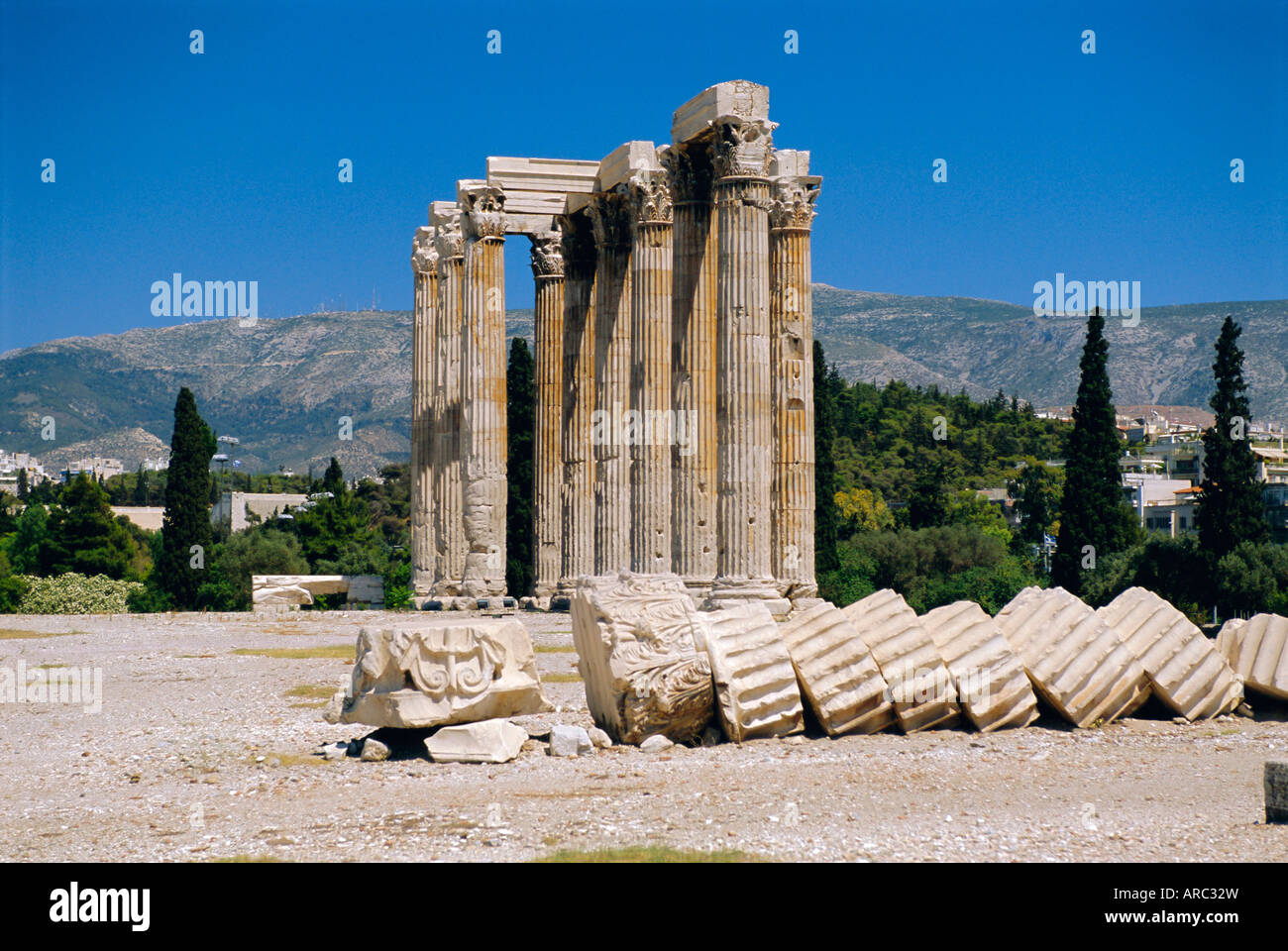 Temple de Zeus Olympien, Athènes, Grèce, Europe Banque D'Images