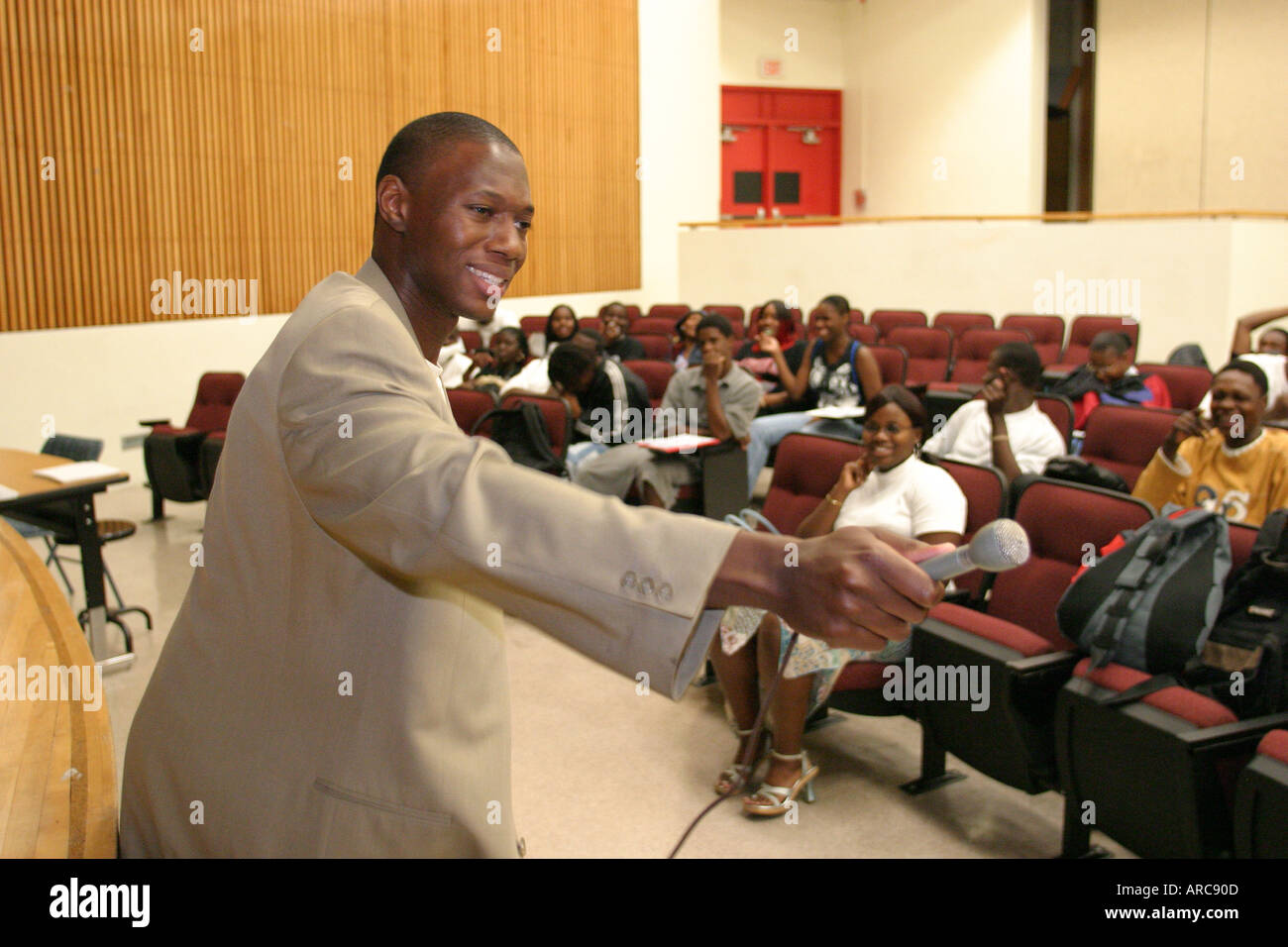 Miami Florida,Little Haiti,Miami Edison Senior High School,campus,étudiants éducation élèves élèves élèves,école,campus,apprendre apprend l'apprentissage,enseigner,kn Banque D'Images