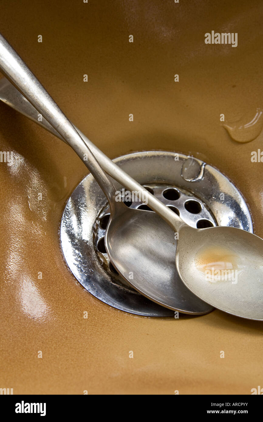 Cuillère à café sale Banque de photographies et d'images à haute résolution  - Alamy