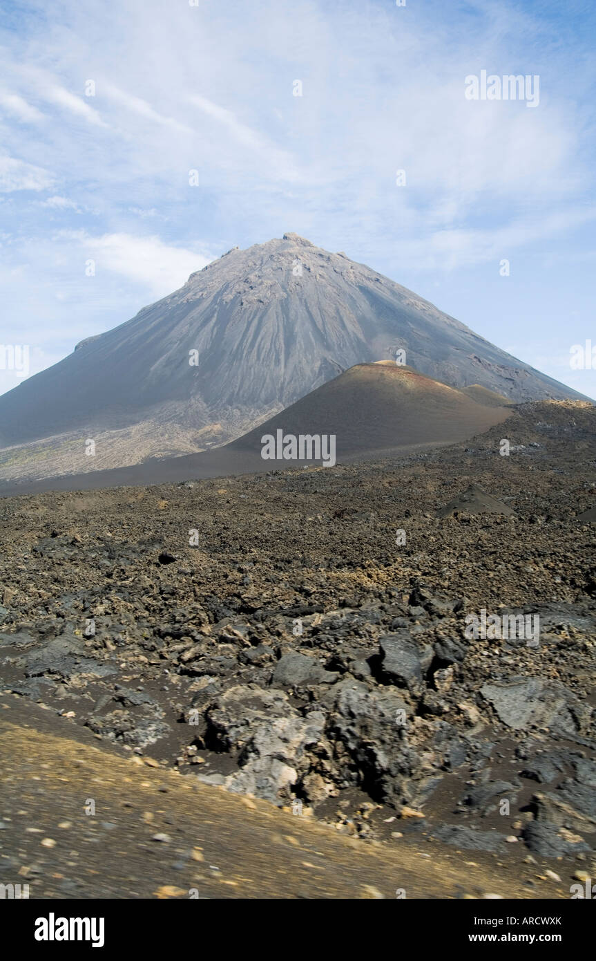 Le volcan de Pico de Fogo en arrière-plan, Fogo (Fire), Iles du Cap Vert, l'Afrique Banque D'Images