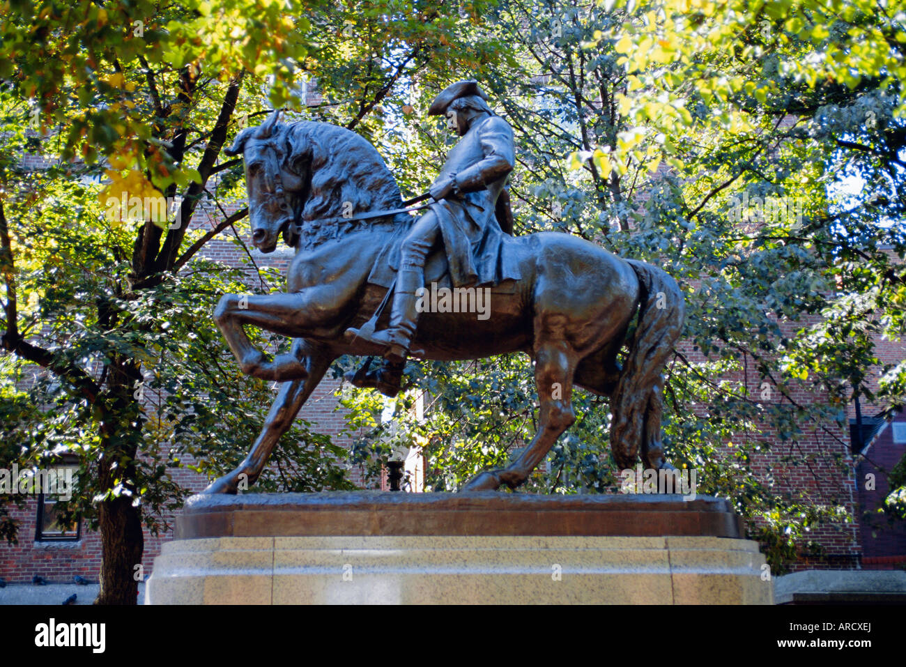 Statue de Paul Revere près de Old North Church, Boston, Massachusetts, USA Banque D'Images