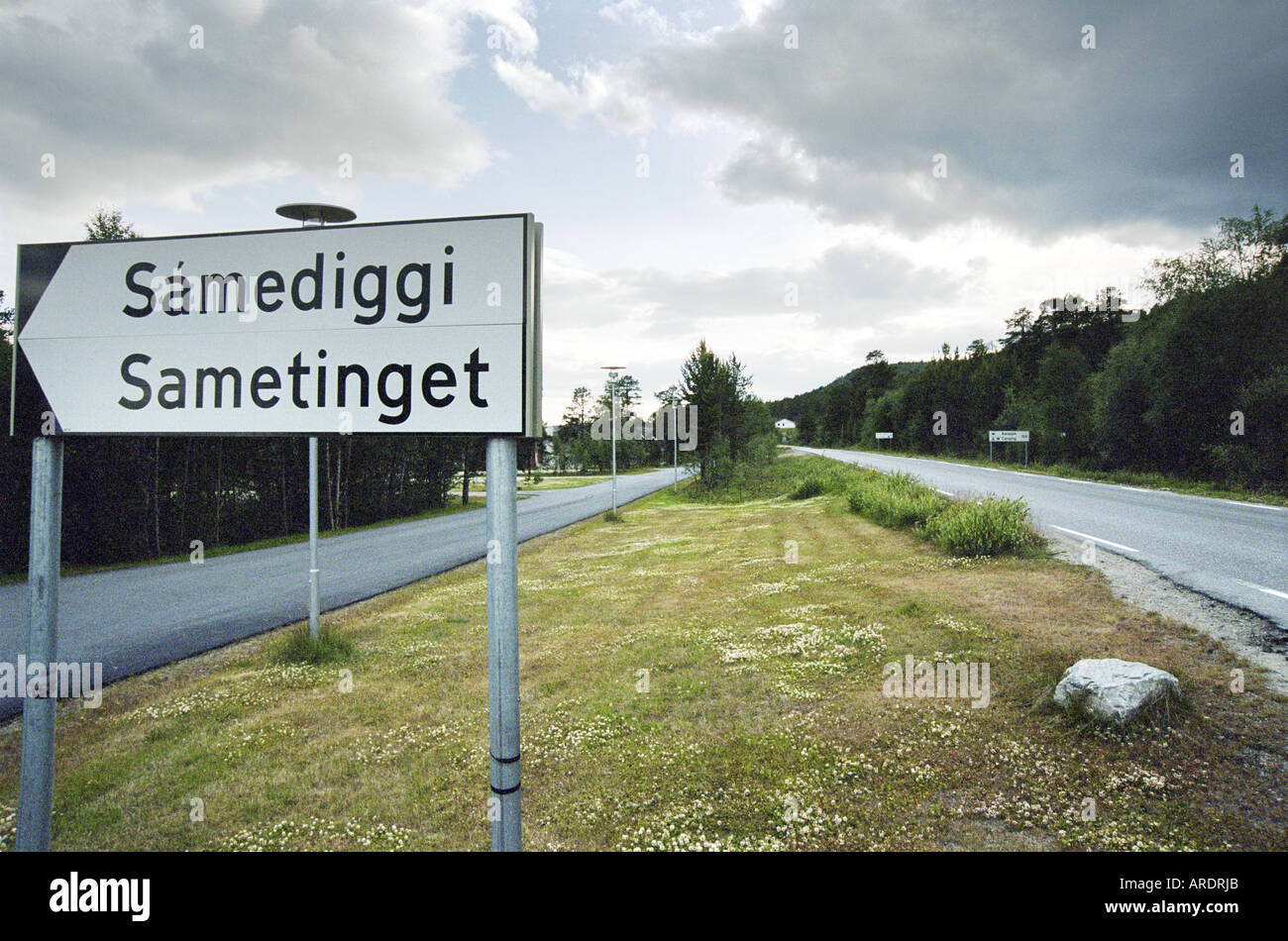 Roadsign Samediggi, Karasjok, Norvège Banque D'Images