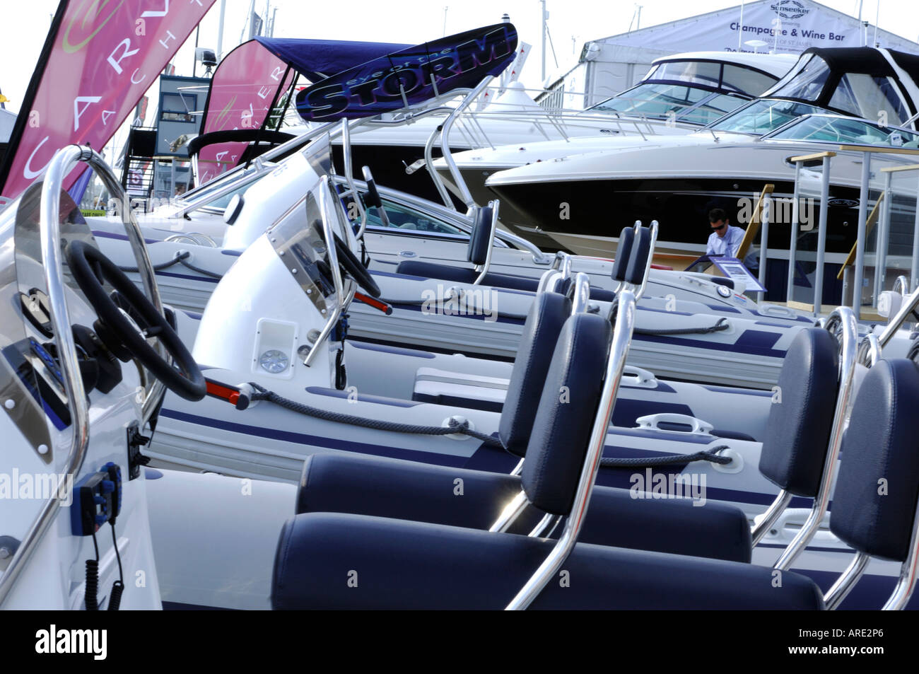 Londres Southampton boat show power bateaux à moteur et des yachts de plaisance marine yachting Banque D'Images