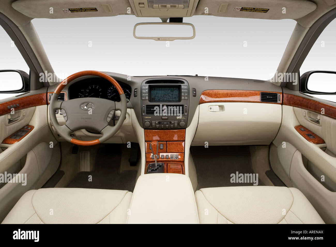 2006 Lexus LS 430 dans la région de Brown - planche de bord, console centrale, le levier de vitesses voir Banque D'Images