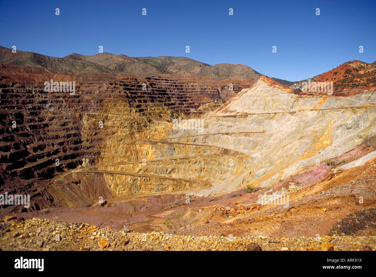 La mine à ciel ouvert de lavande est une mine de cuivre à ciel ouvert 125 milles de long 100 de large et 950 pieds de profondeur Bisbee Arizona USA Banque D'Images