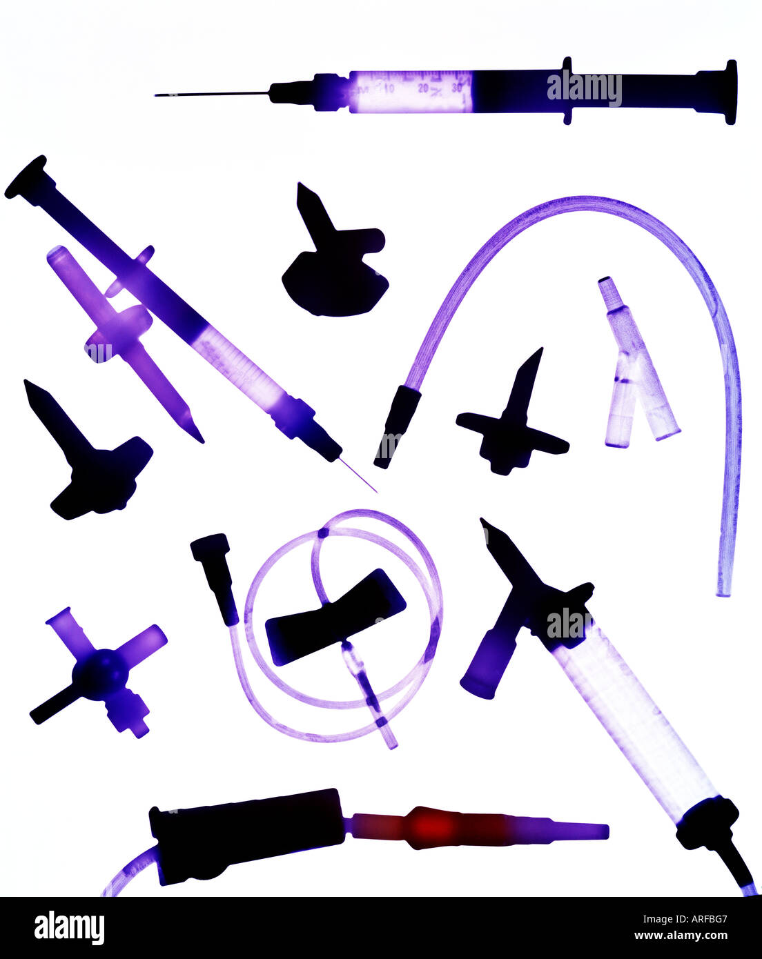 Instruments médicaux divers tubes périphériques hypodermic needle Banque D'Images