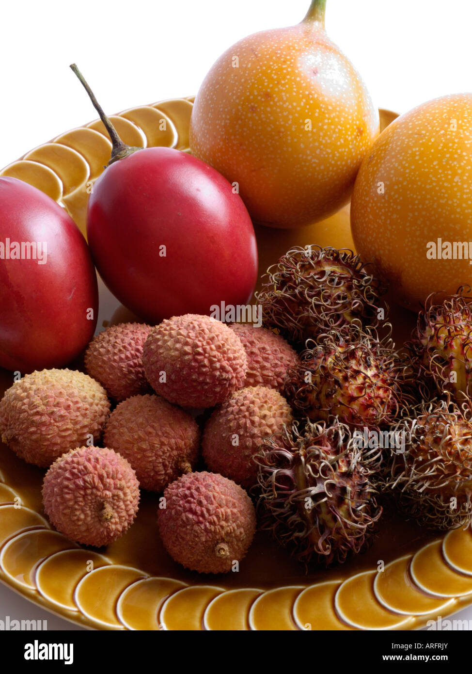 Solanum betaceum tamarillo (syn. Quercus rubra betacea), doux granadilla (Passiflora ligularis), litchi (Litchi sinensis) et ramboutan (nephelium Banque D'Images