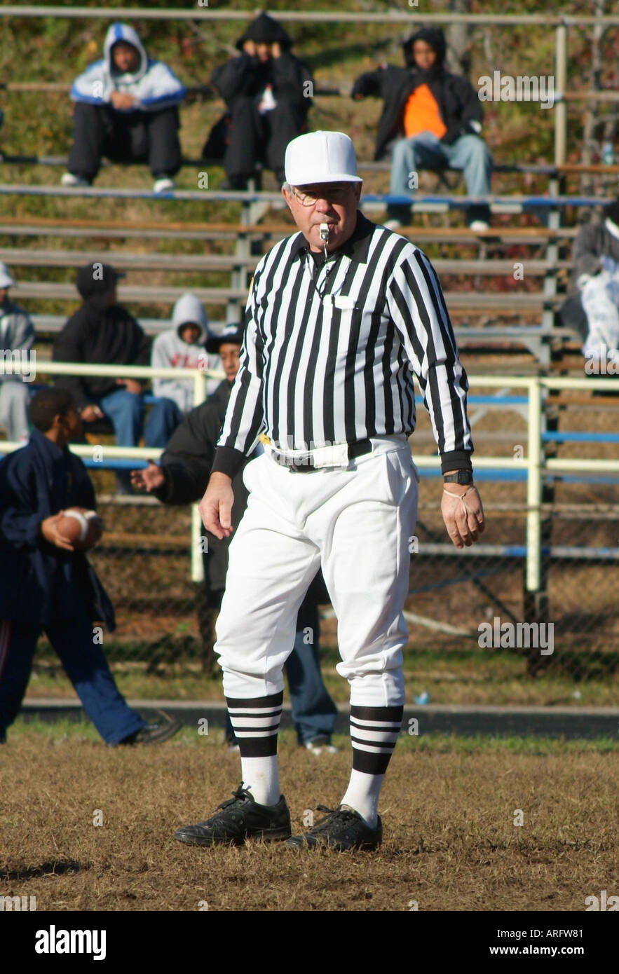 Répondant à l'école secondaire partie de football à Oxon Hill, Maryland USA Banque D'Images