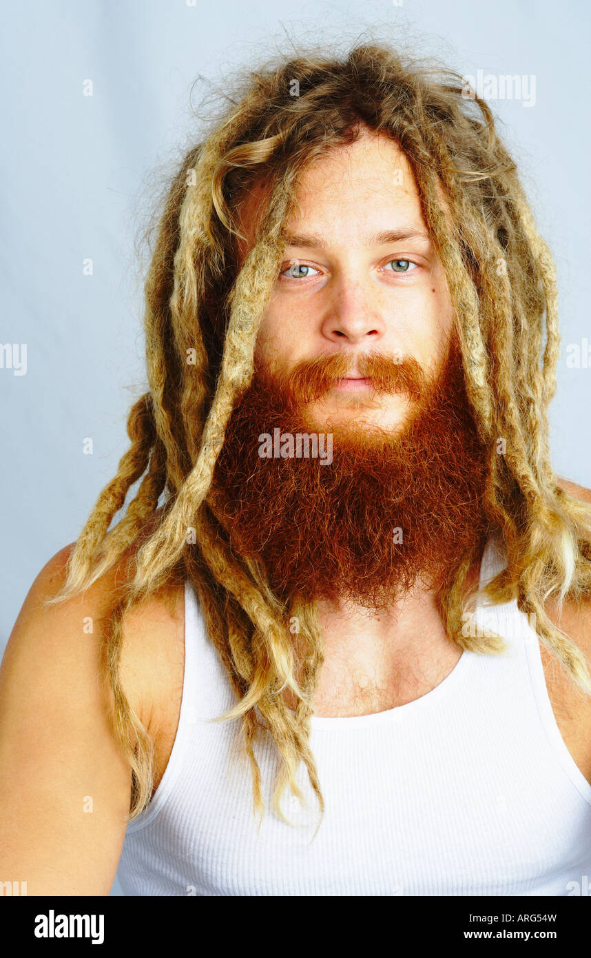 Homme 40 ans roux barbe Banque de photographies et d’images à haute ...