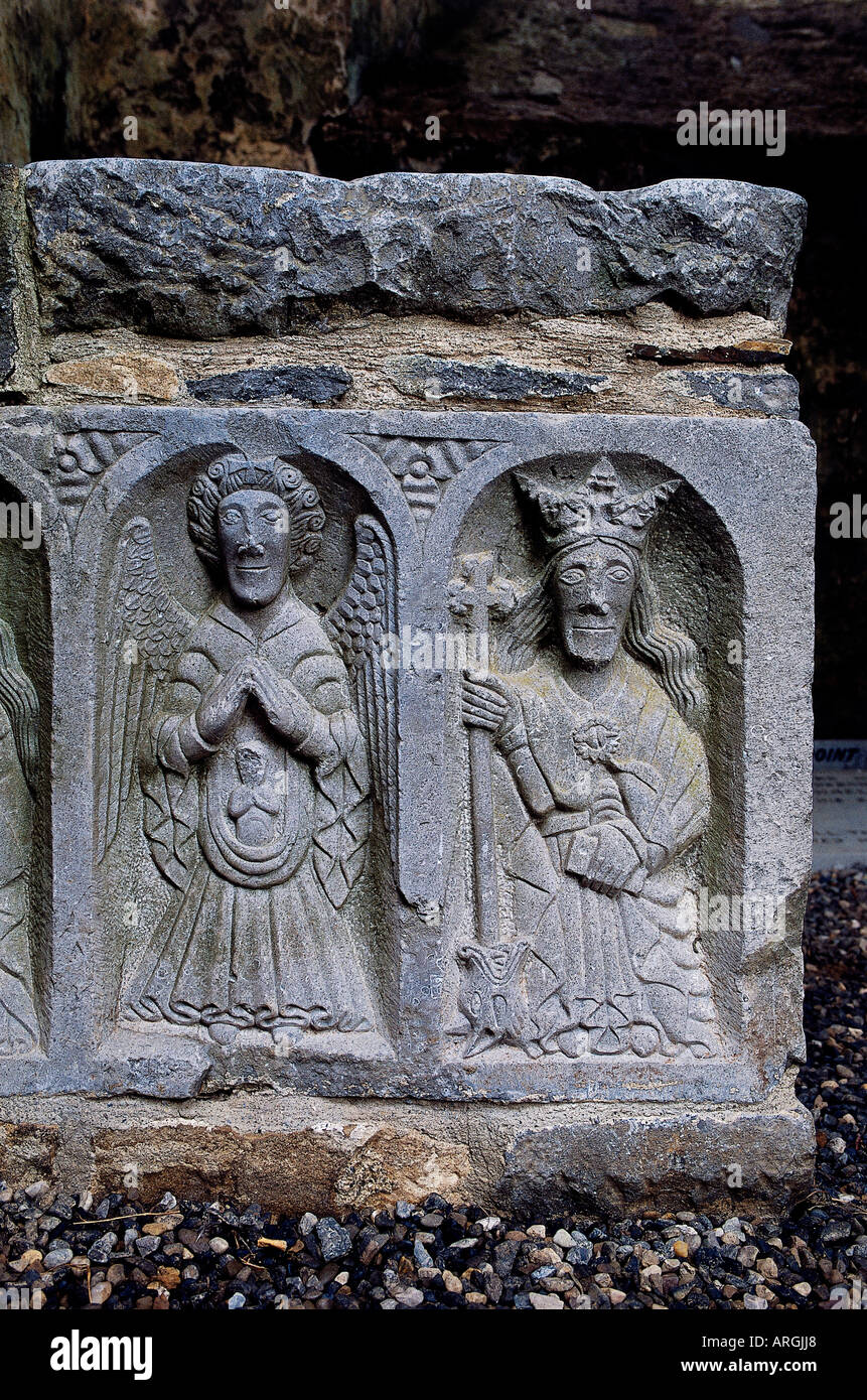 Décoration en pierre tombe à la 12e siècle, l'abbaye de Jerpoint cistercienne Banque D'Images
