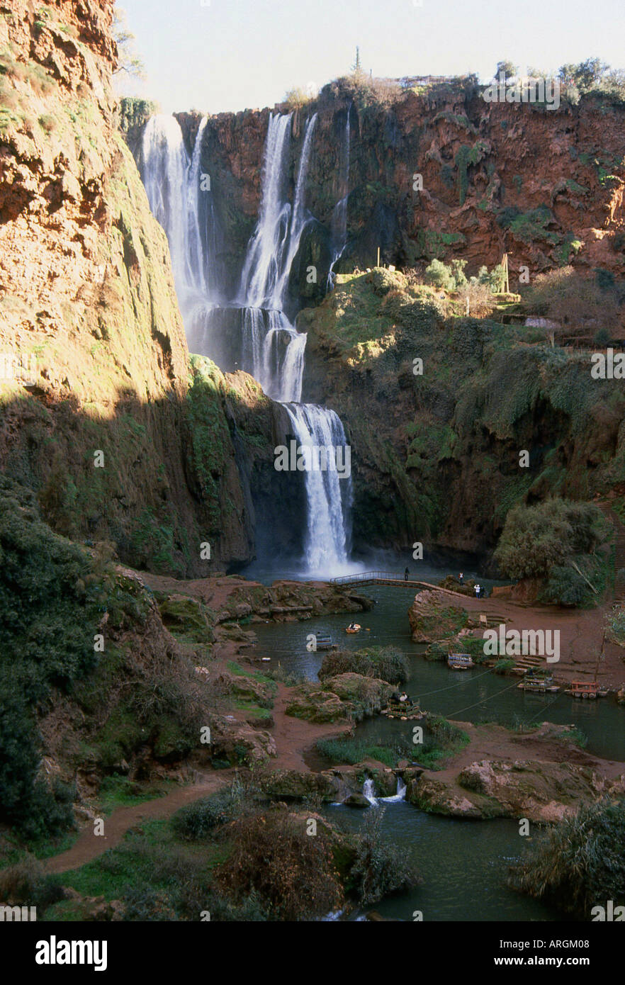 Cascades d'Ouzoud Cascades Falls Grand Moyen Atlas Tanaghmeilt Azilal Maroc Maghreb Afrique du Nord berbère maghrébine Banque D'Images