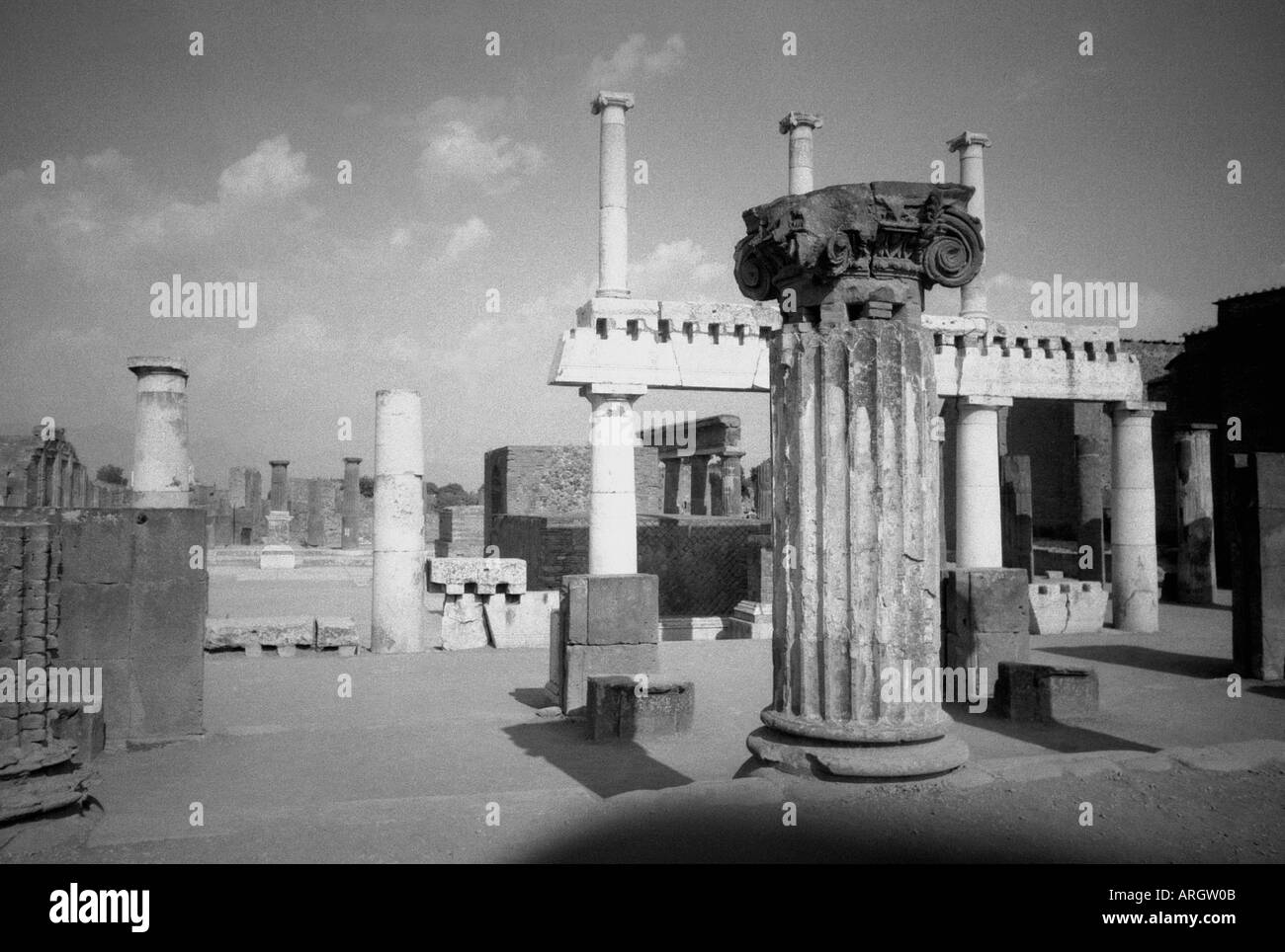 Vue panoramique sur les ruines de Pompéi Pompei Scavi Naples Napoli Campania Italie péninsule Italienne Italia Europe Banque D'Images