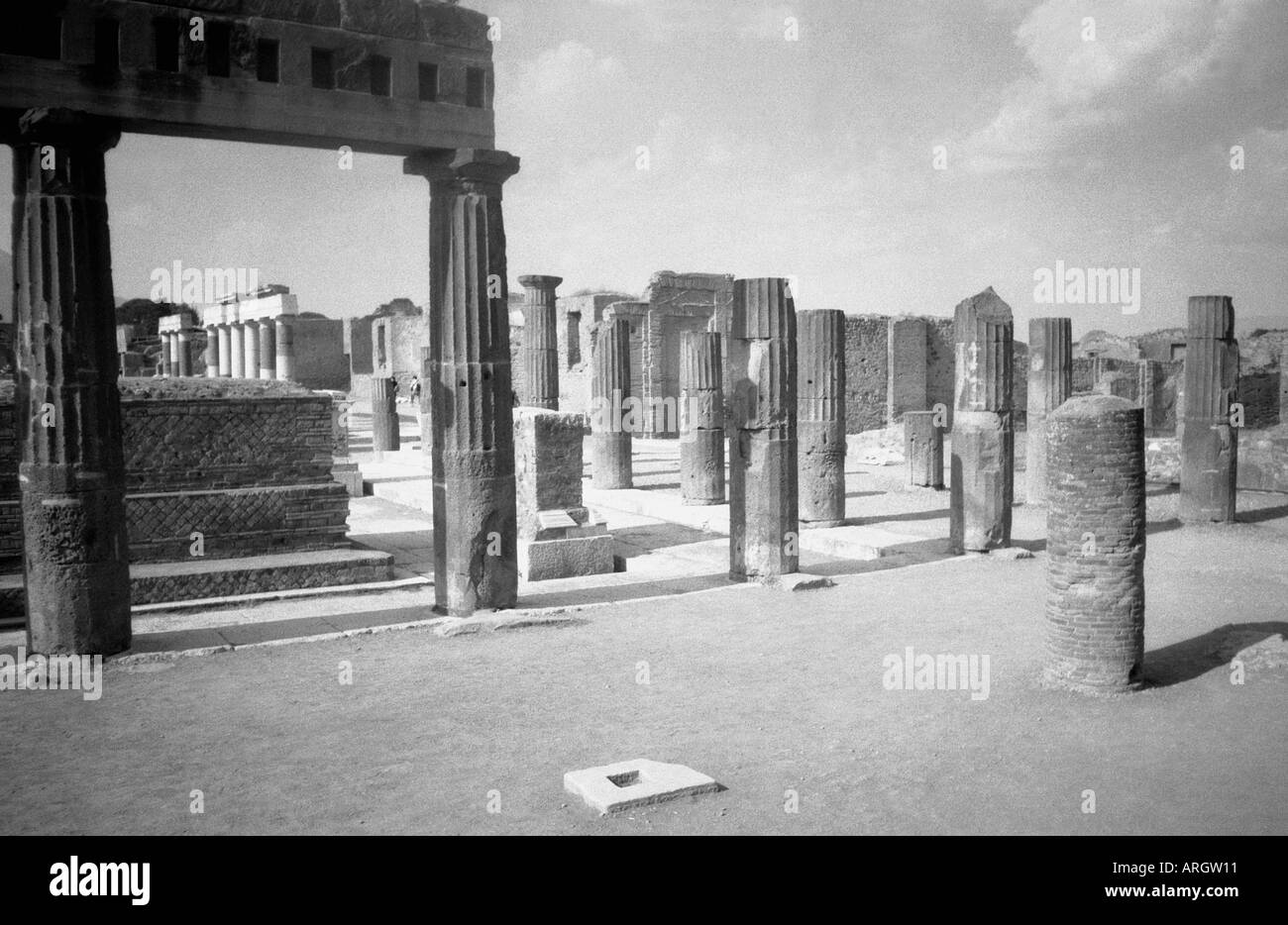 Vue panoramique sur les ruines de Pompéi Pompei Scavi Naples Napoli Campania Italie péninsule Italienne Italia Europe Banque D'Images