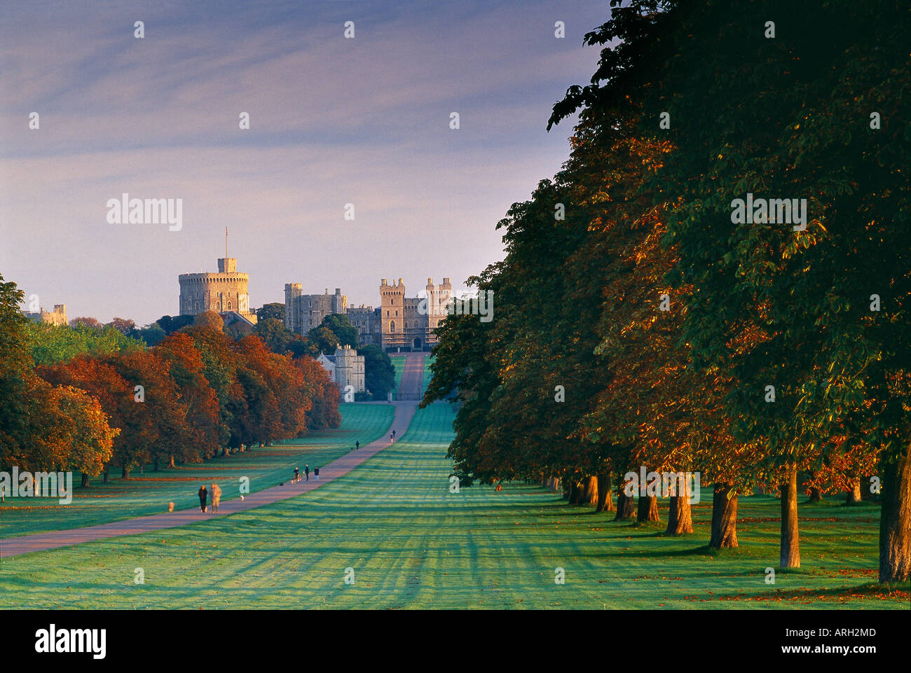 Couleurs d'automne à l'aube, le château de Windsor Surrey England UK Banque D'Images