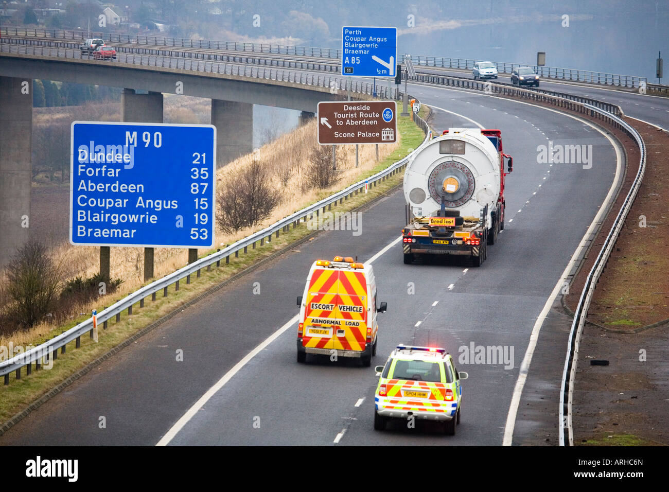 Donner à Svaergods Transports transport routier de marchandises, la prestation de prendre des tours d'éolienne parc éolien, composants à Drumderg Alyth, Site, Ecosse, Royaume-Uni Banque D'Images