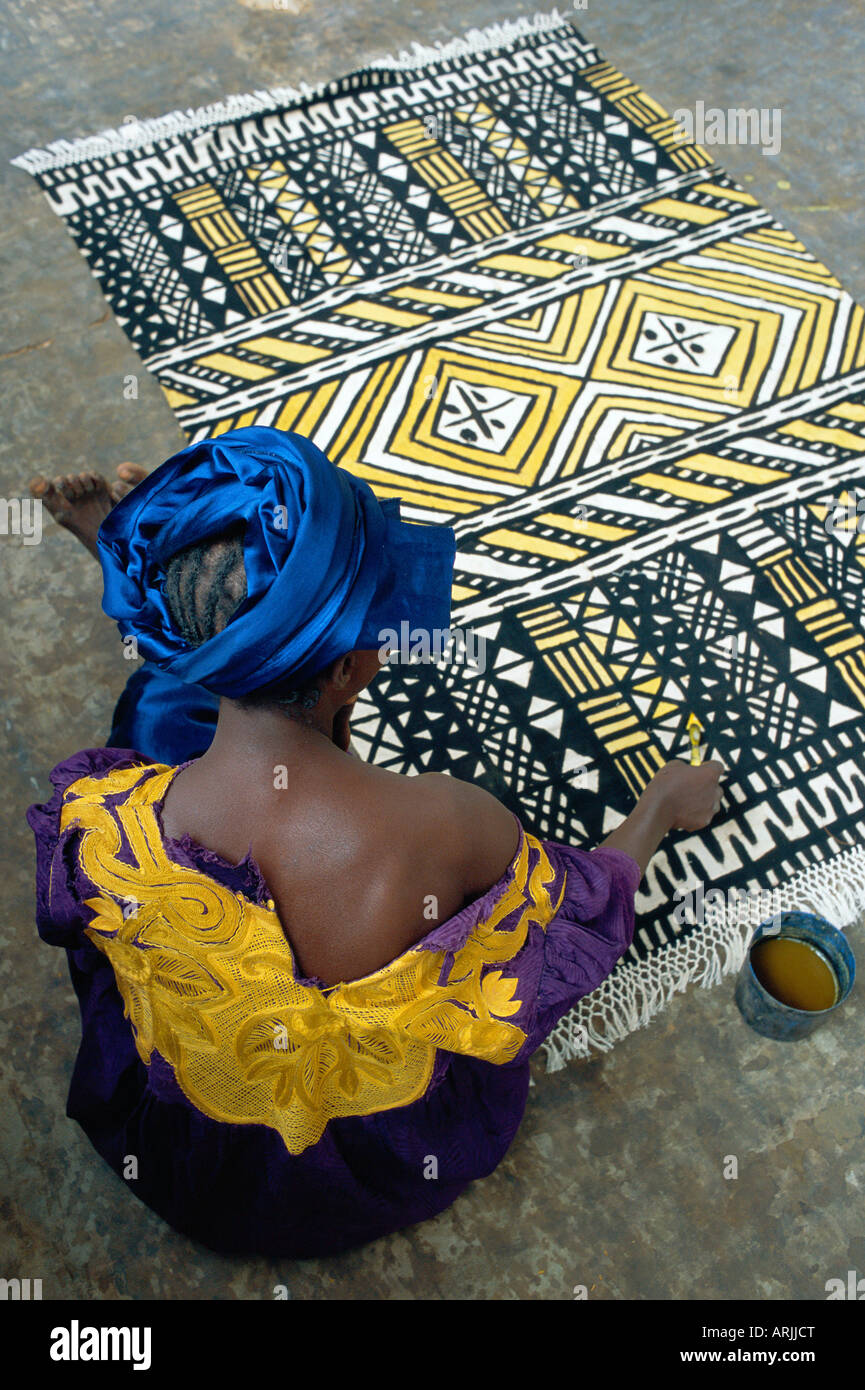 Tapis de coton, atelier artisanal de Bogolan, Ségou, Mali Photo Stock -  Alamy