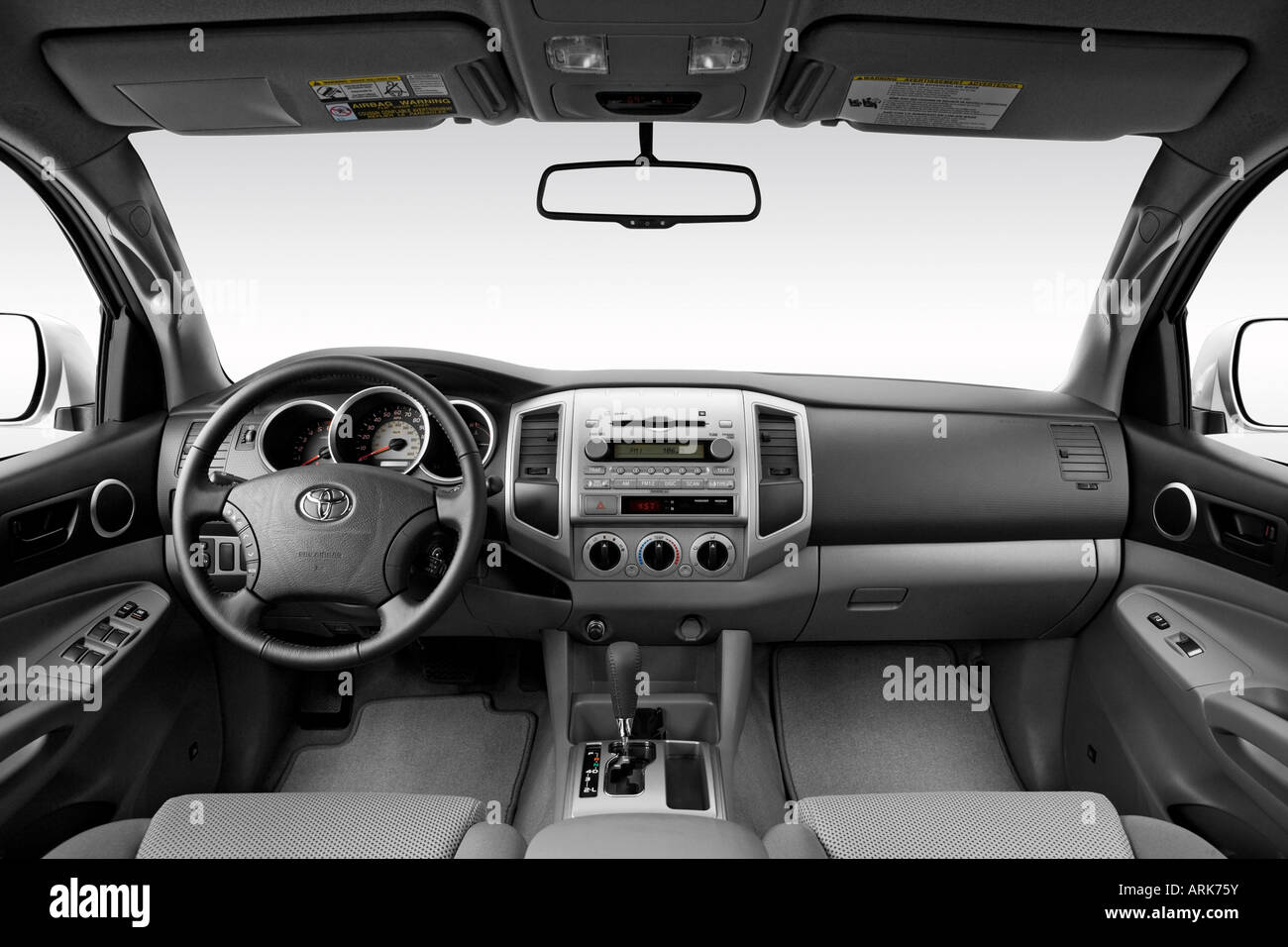 2008 Toyota Tacoma PreRunner en argent - planche de bord, console ...
