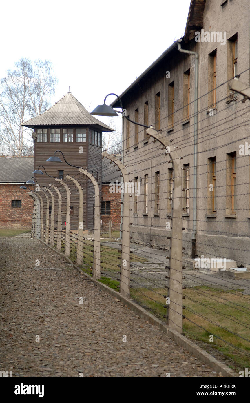 Tour de garde et de l'hôpital allemand Auschwitz bloc Banque D'Images