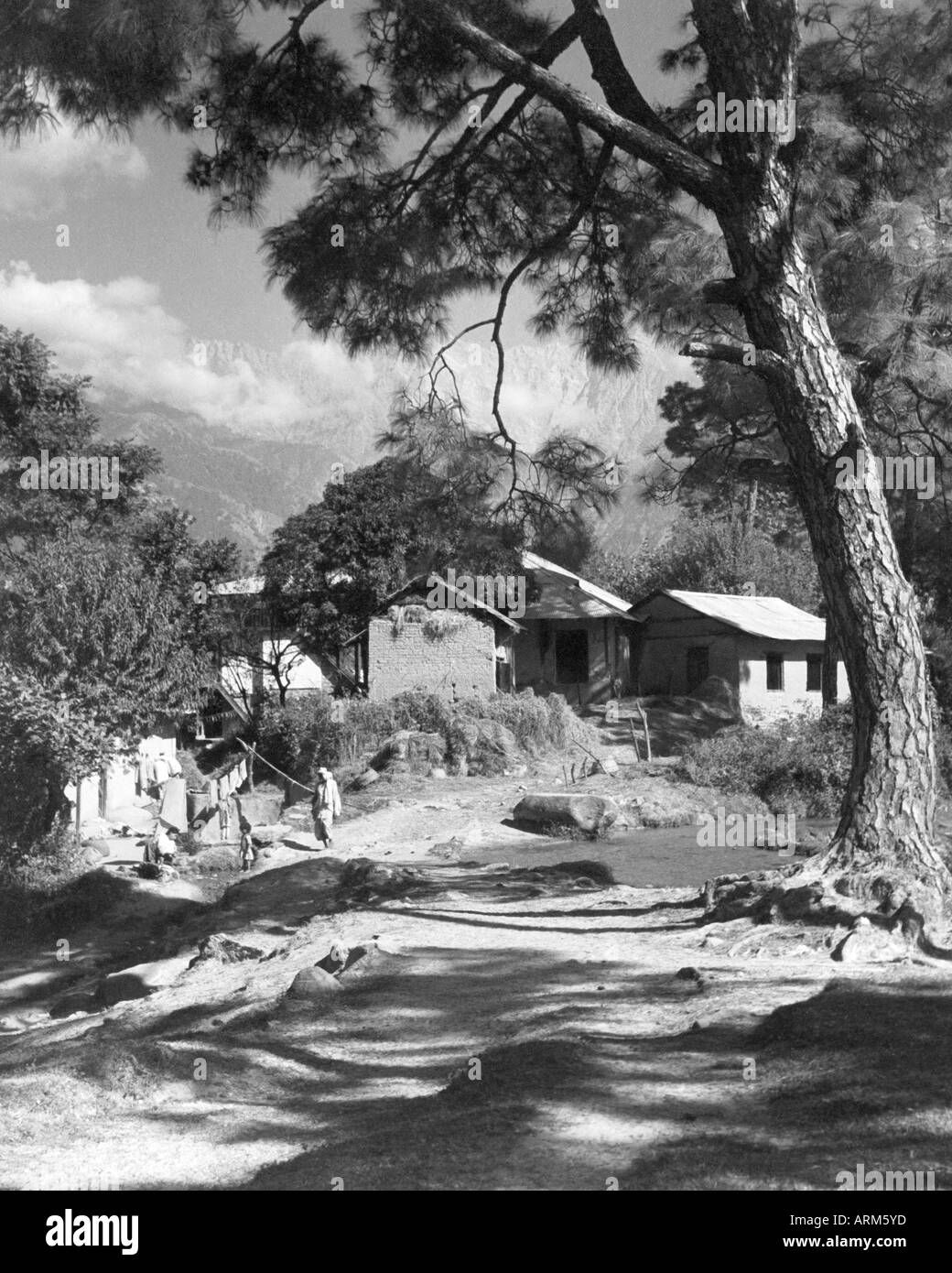 Village Hoshiarpur Doaba Punjab Inde Asie asiatique Indien années 1940 ancienne image vintage 1900 Banque D'Images