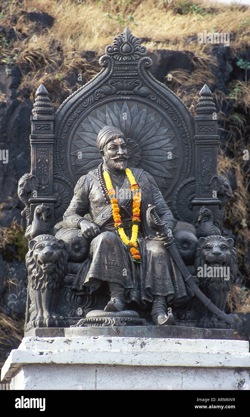 Statue de Shivaji Maharaj Raigad fort Mahad Maharashtra Inde Asie Banque D'Images