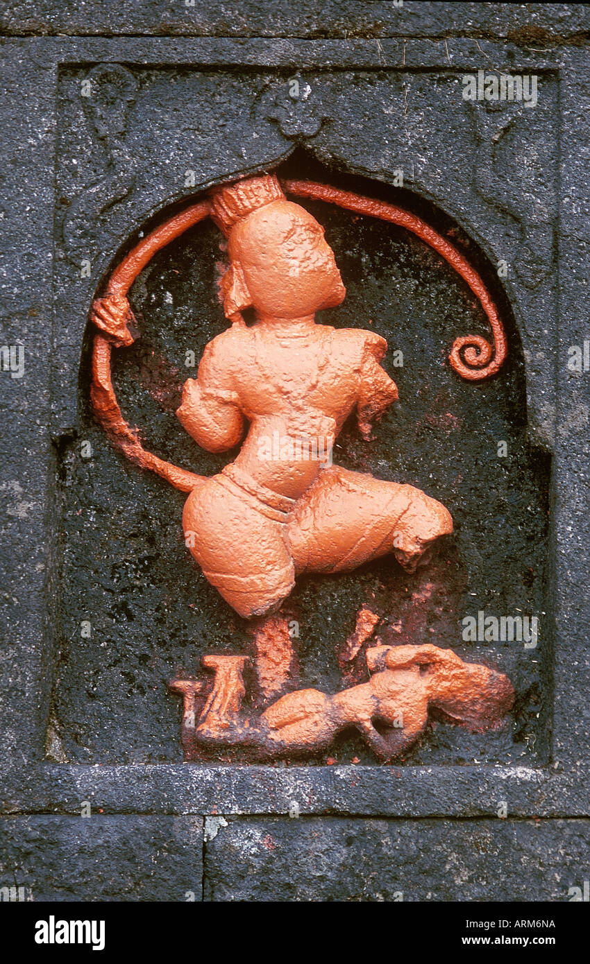 JRR101133 Fort Raigad Sculpture d'Hanuman Seigneur démon tué Mahad Maharashtra Inde Banque D'Images