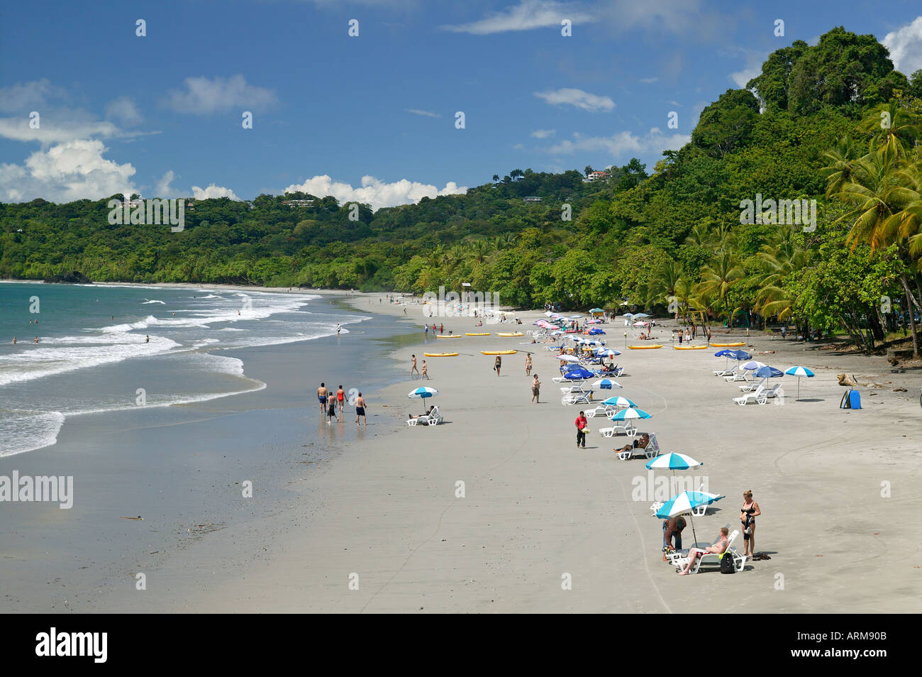 La première plage et l'océan Pacifique à Manuel Antonio, Costa Rica Banque D'Images