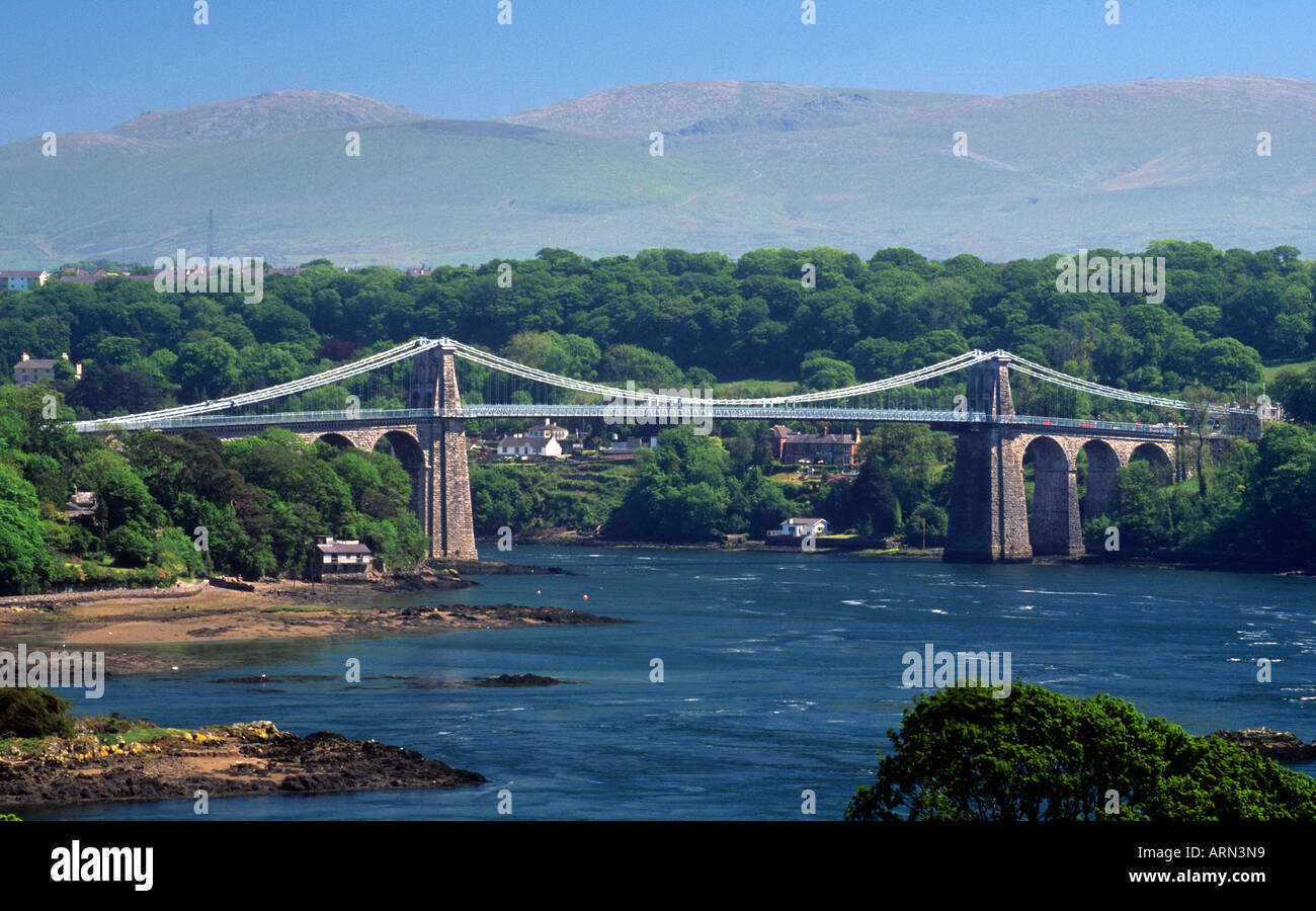Pont suspendu de Menai, partie continentale de l'île d'Anglesey au Pays de Galles, Royaume-Uni Banque D'Images