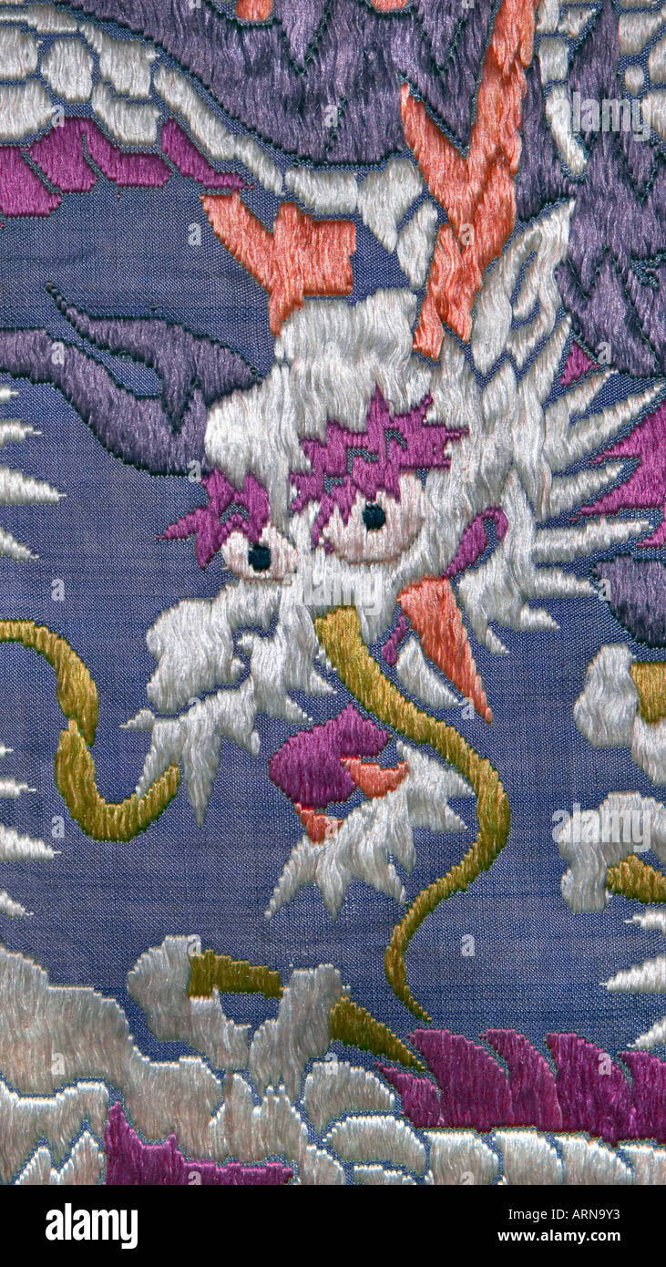 La broderie de soie japonais d'un dragon au Japon Banque D'Images