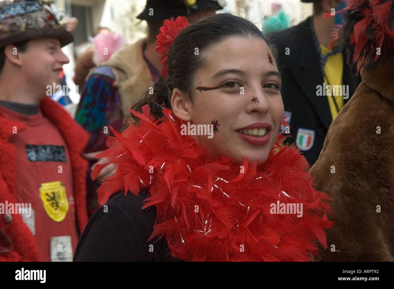 Femme en costume à la Feria des vendanges Nîmes Gard France Europe Banque D'Images