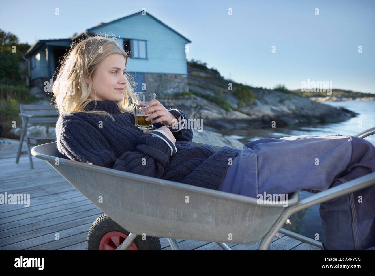 Young Woman relaxing Banque D'Images