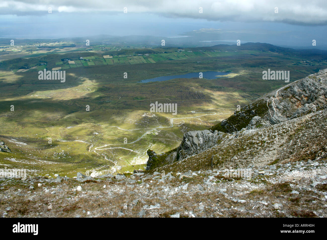 Muckish Mountain face à de vers le nord, près de Creeslough, Irlande (vers Clonmass et Sheephaven Bay Downings), et Banque D'Images
