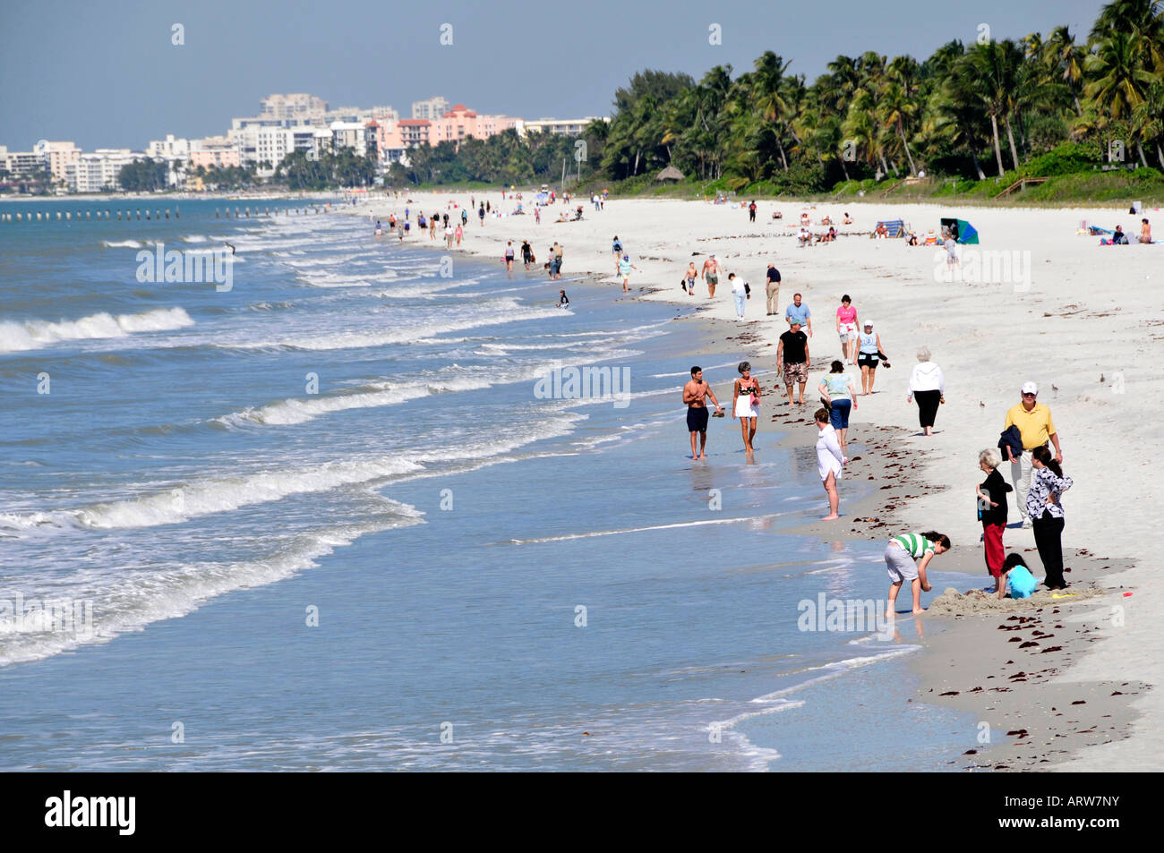La plage de Naples Floride sur le golfe du Mexique Banque D'Images