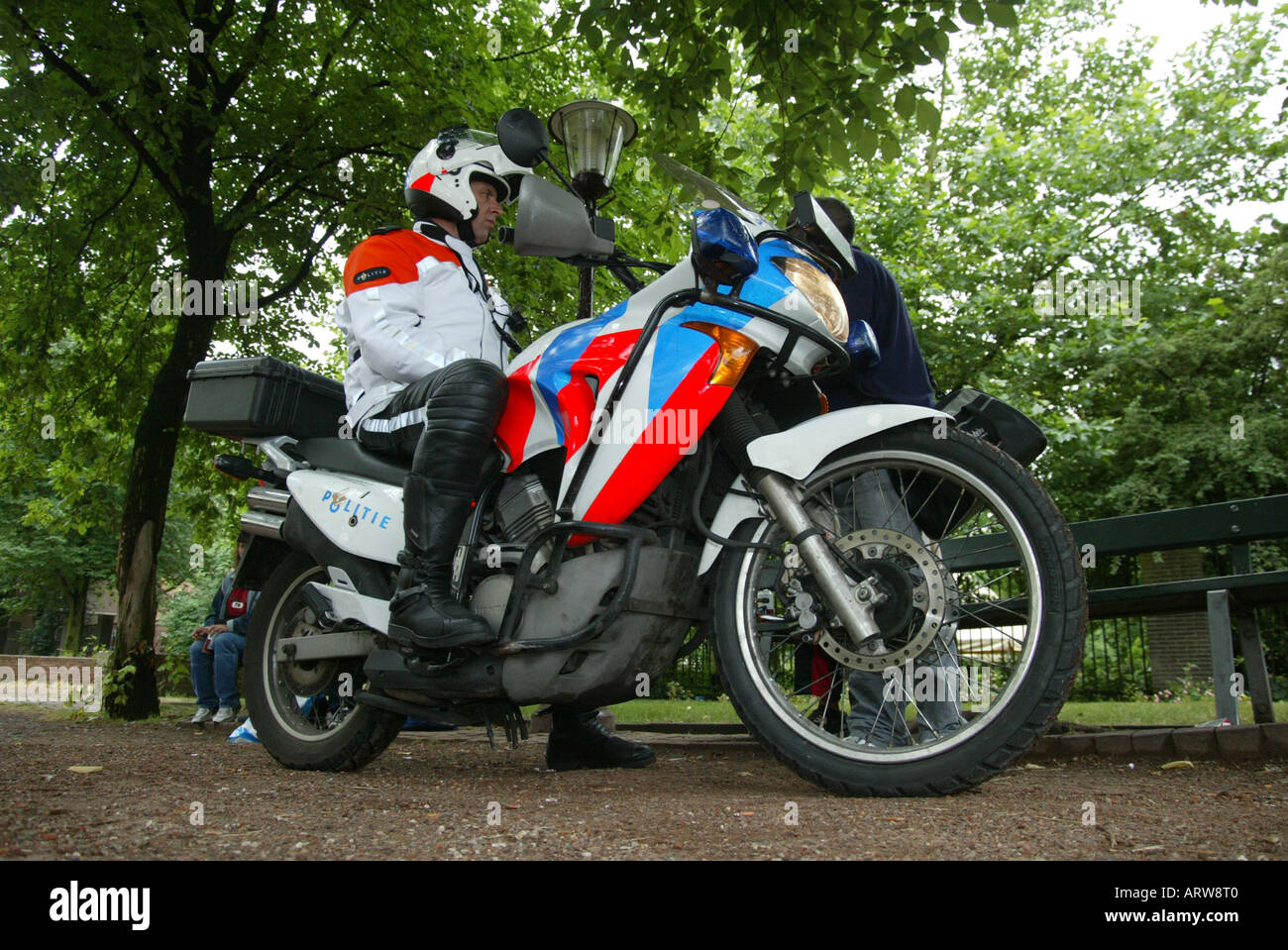 Des policiers en motos Banque D'Images