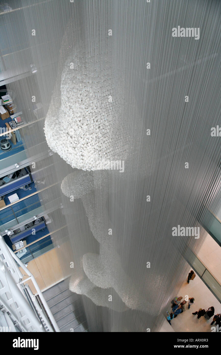 Thomas Heatherwick sculpture de verre conçu à l'intitulé Bleigiessen Gibbs Wellcome Trust Building, Londres Banque D'Images