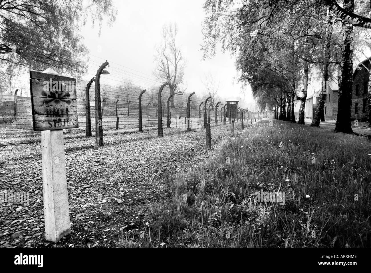 Arrêter Stoj ( stop ) en danger, d'Auschwitz Banque D'Images