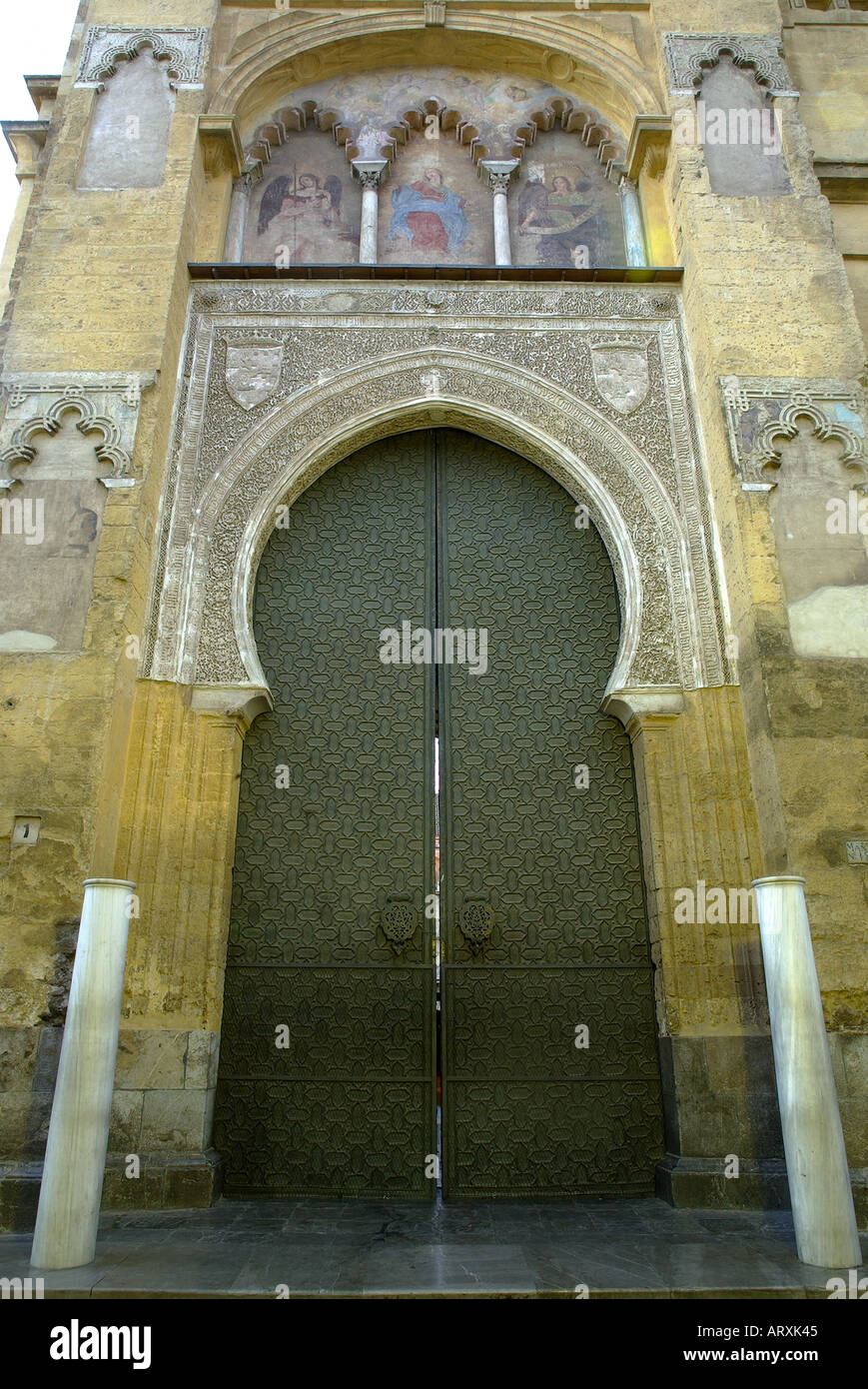 Entrée PRINCIPALE DE LA MOSQUÉE CORDOBA VILLE ANDALOUSIE AU SUD DE L'ESPAGNE Banque D'Images