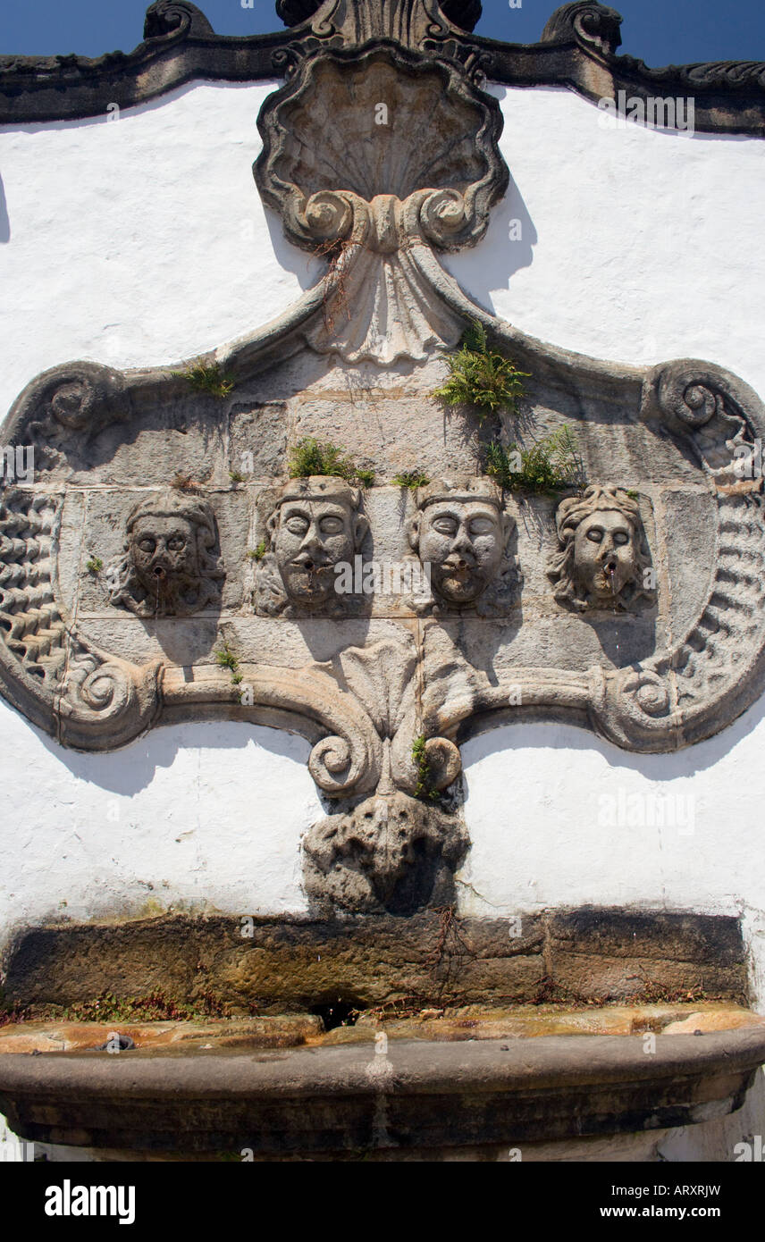 Fontaine à Ouro Preto, capitale du Minas Gerais au Brésil, en Amérique du Sud Banque D'Images