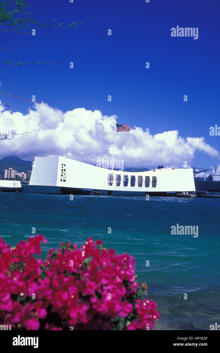 L'U.S.S. Pearl Harbor Arizona Memorial commémore les marins et marines perdu pendant une attaque japonaise 1941 sunken travées Memorial Banque D'Images