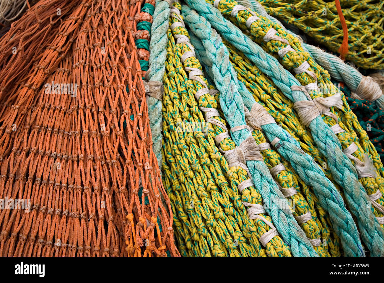 L'homme a fait le matériau utilisé pour faire des cordes et filets pour la pêche commerciale de l'île de Vancouver, Canada Banque D'Images