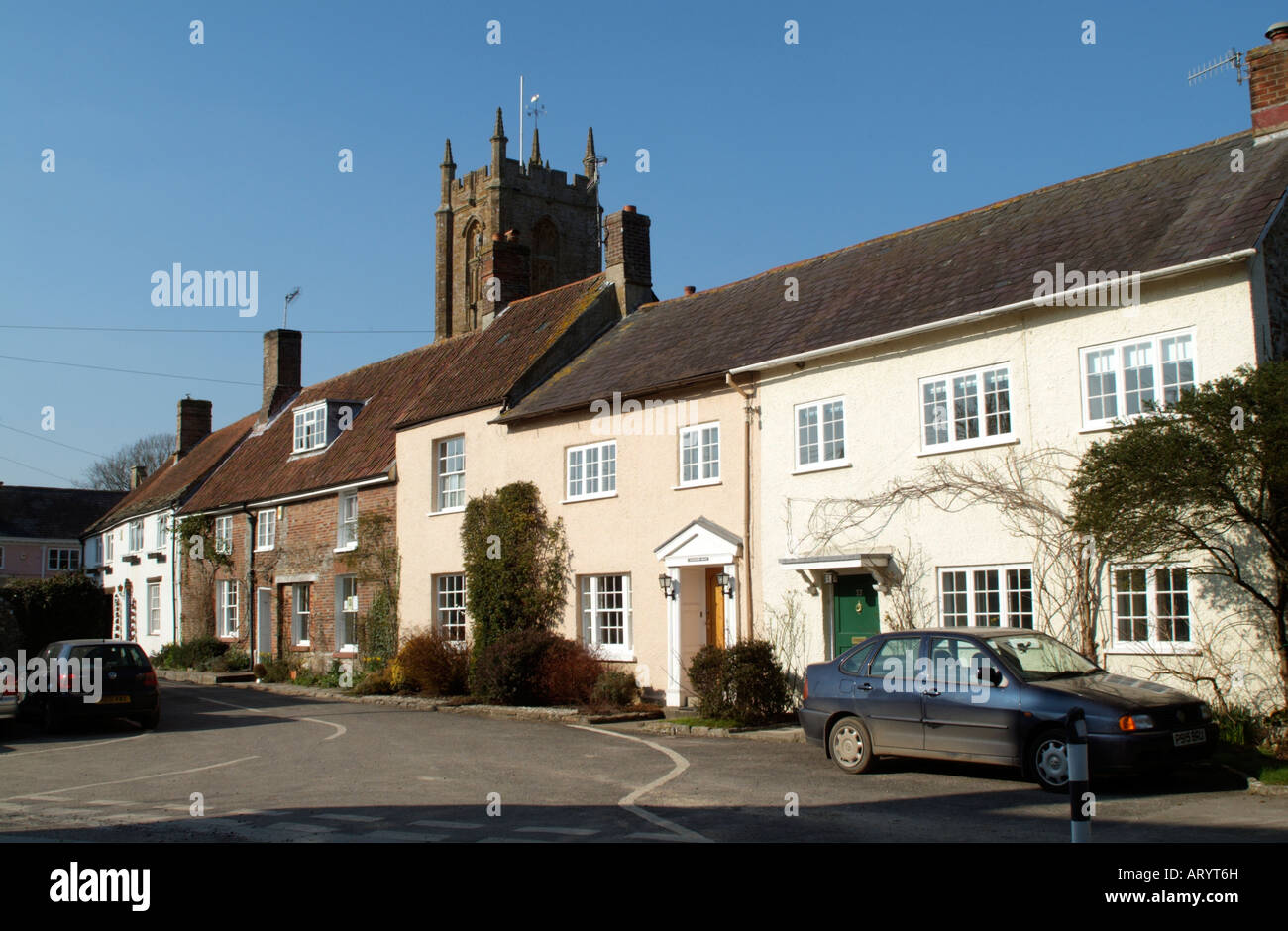 St Marys Church et de l'habitation à Dorset Angleterre Cerne Abbas Banque D'Images