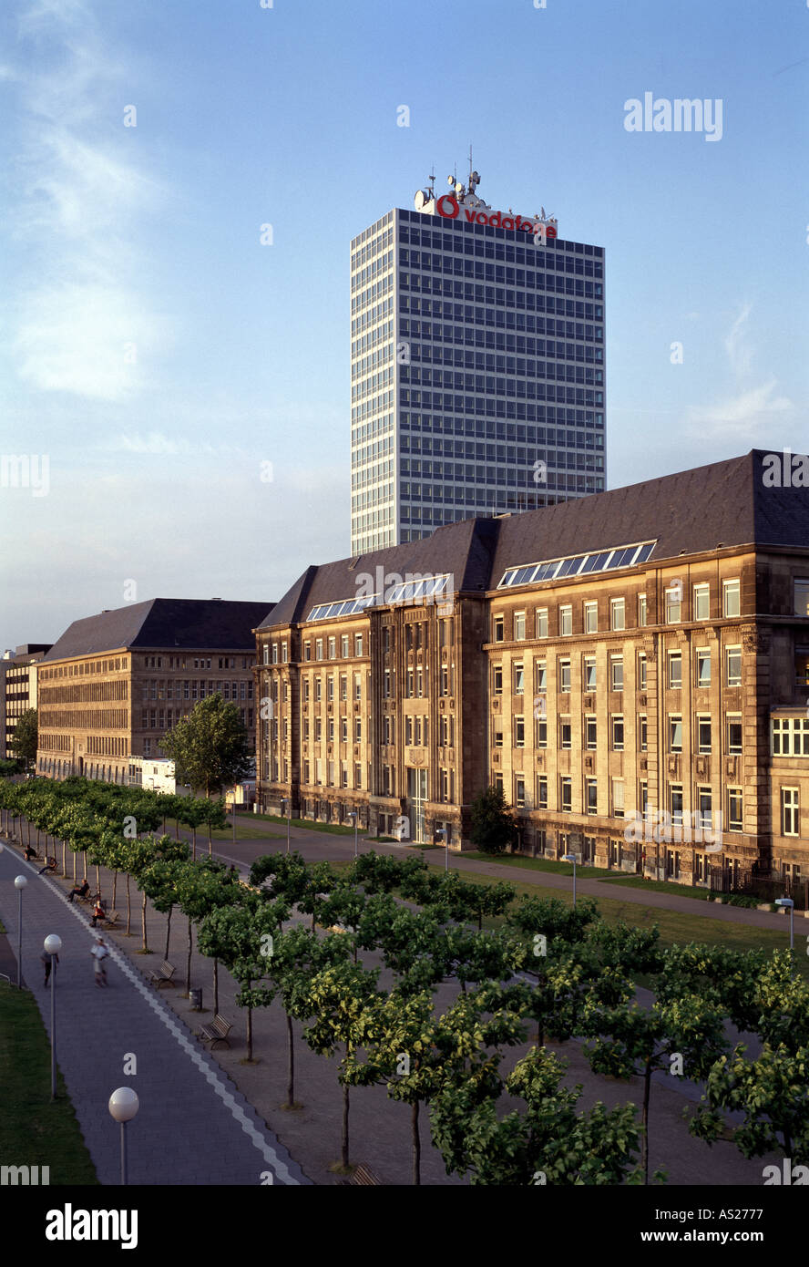 Düsseldorf, Mannesmann-Verwaltung Rheinuferpromenade, Grèce Banque D'Images