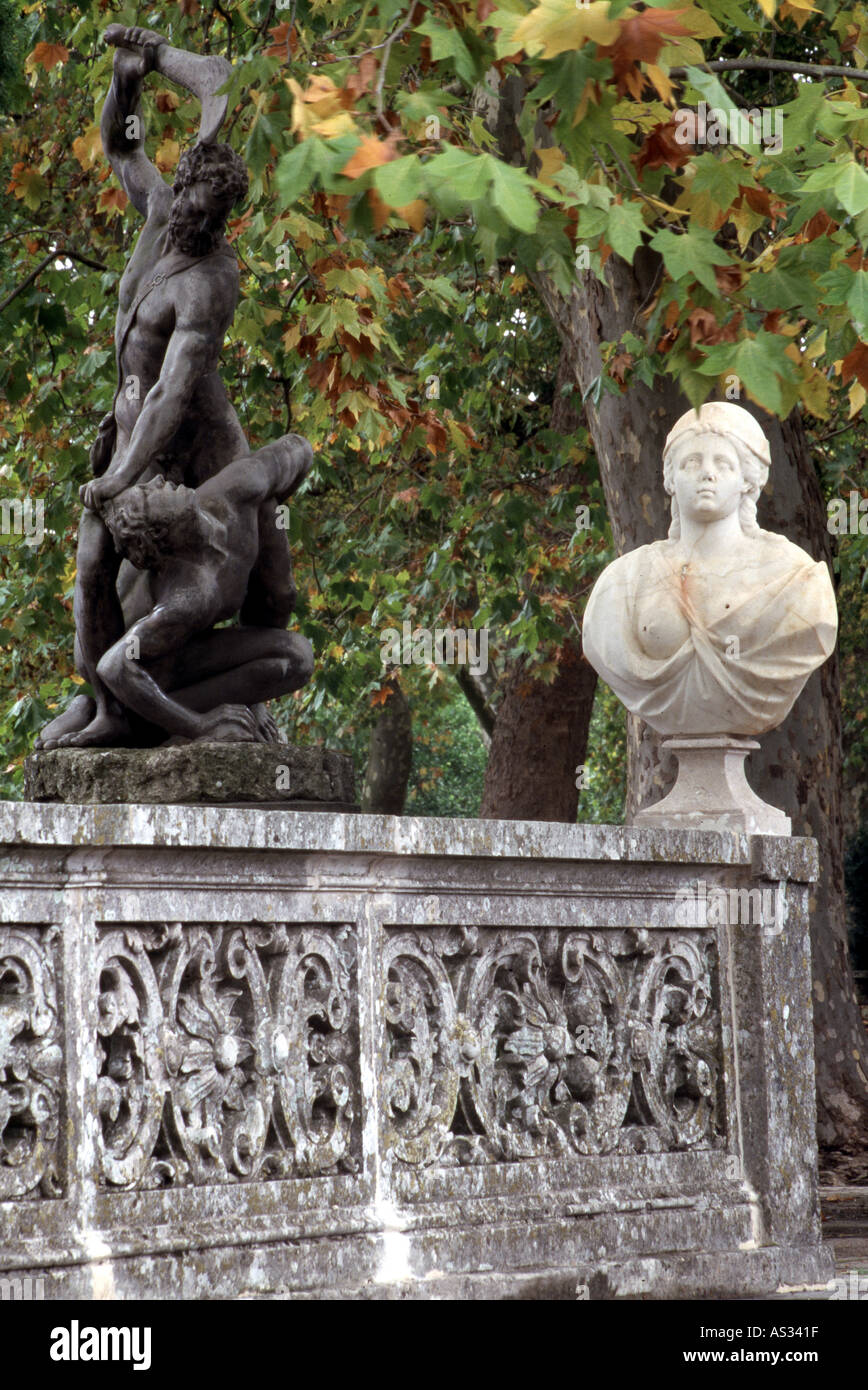 Queluz bei Lissabon, Palacio Nacional, Ketschengasse, Skulpturen Banque D'Images