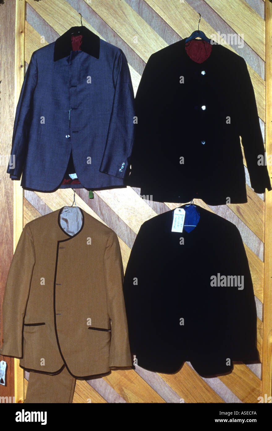 L'original vestons comme portés par les Beatles Banque D'Images