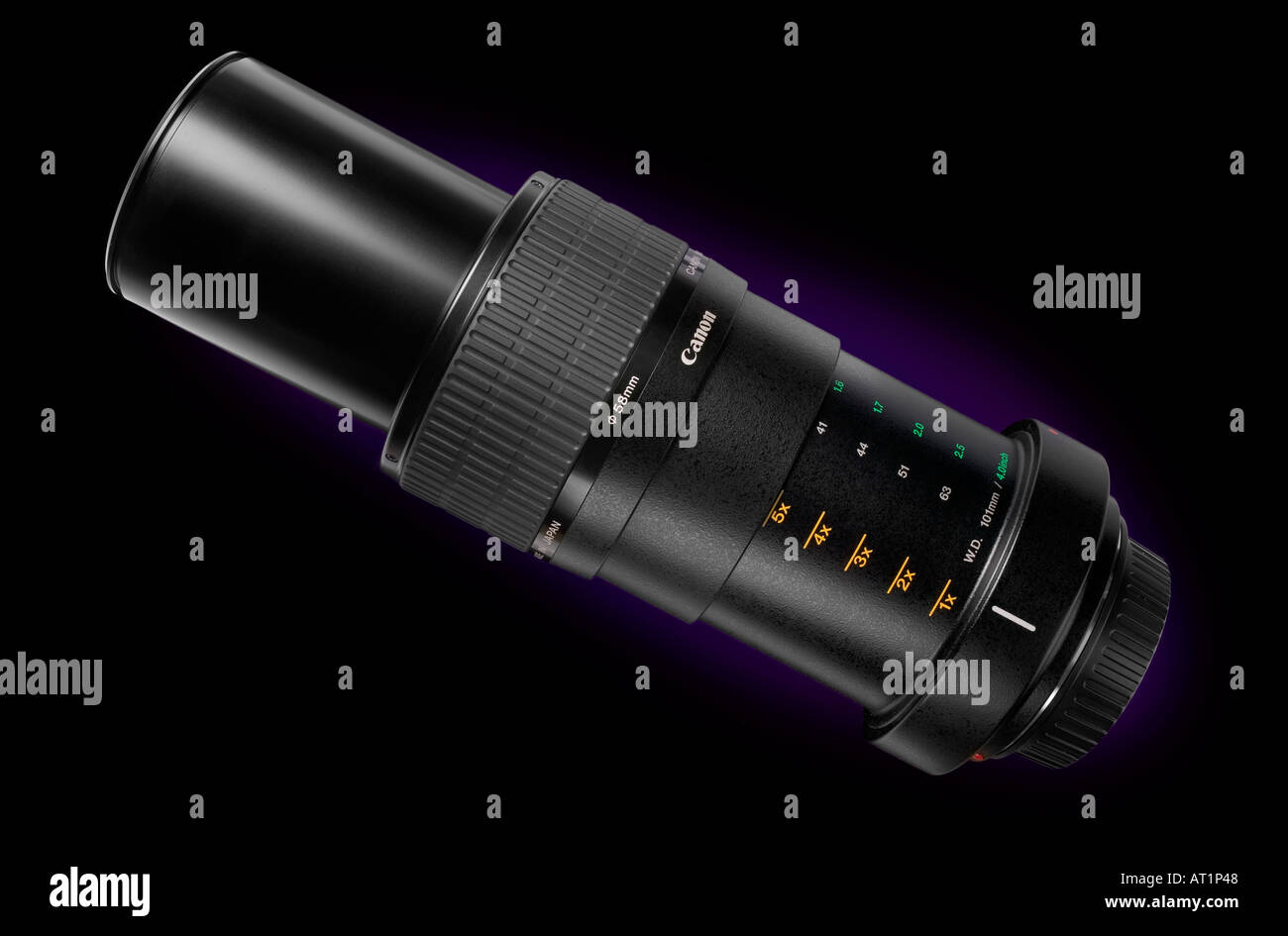 Objectif macro canon 65mm MPE se concentrant de X1 à X5 grossissement Banque D'Images