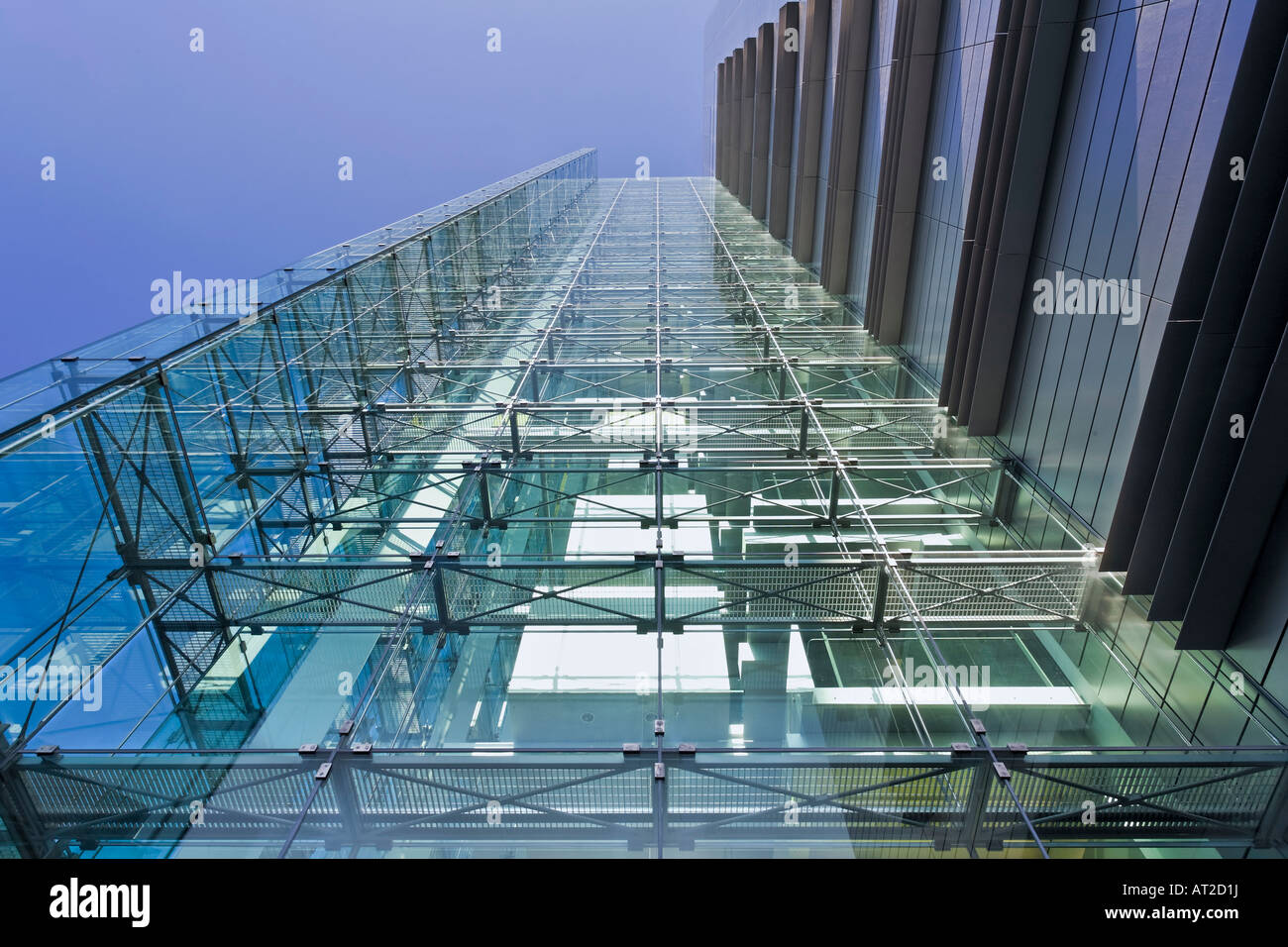 Façade en verre détail architectural à la justice civile de Manchester Center Banque D'Images